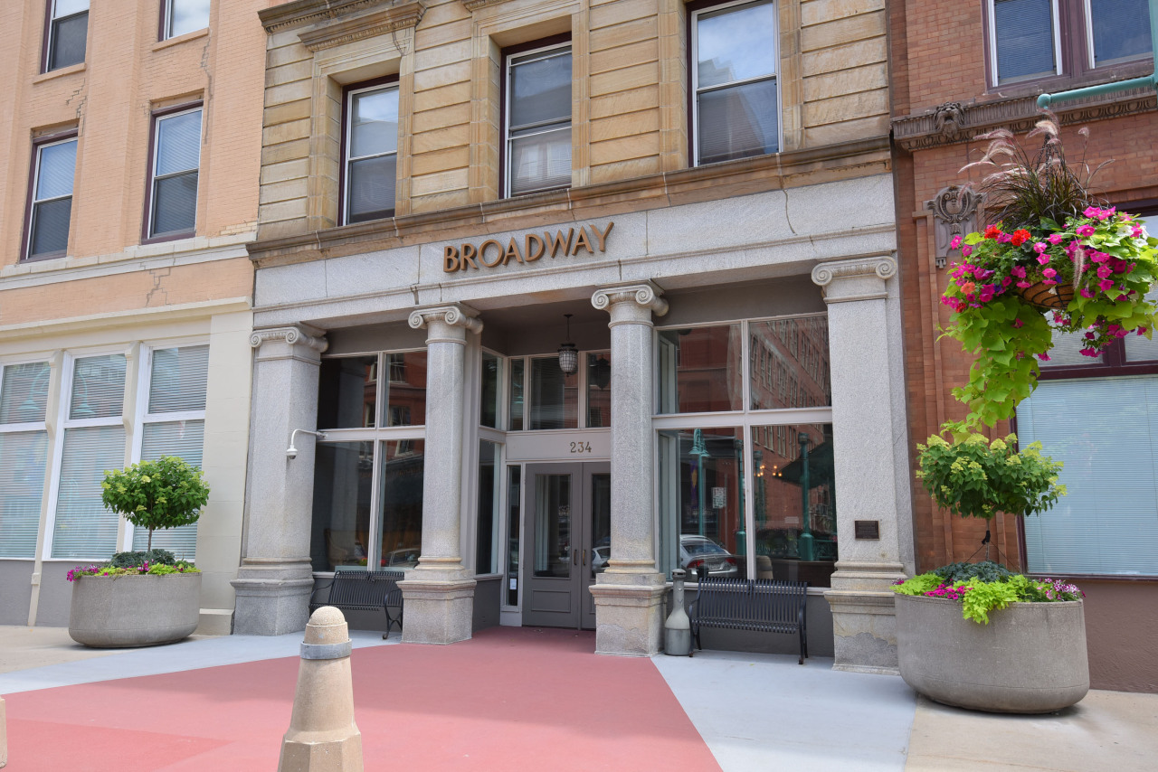 234 N Broadway - 312