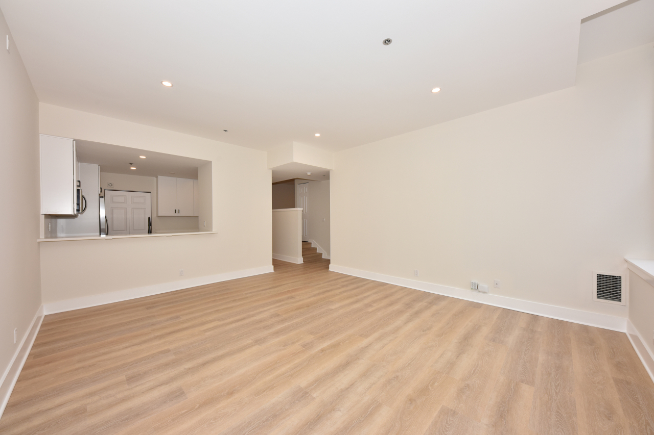 234 N Broadway - 312