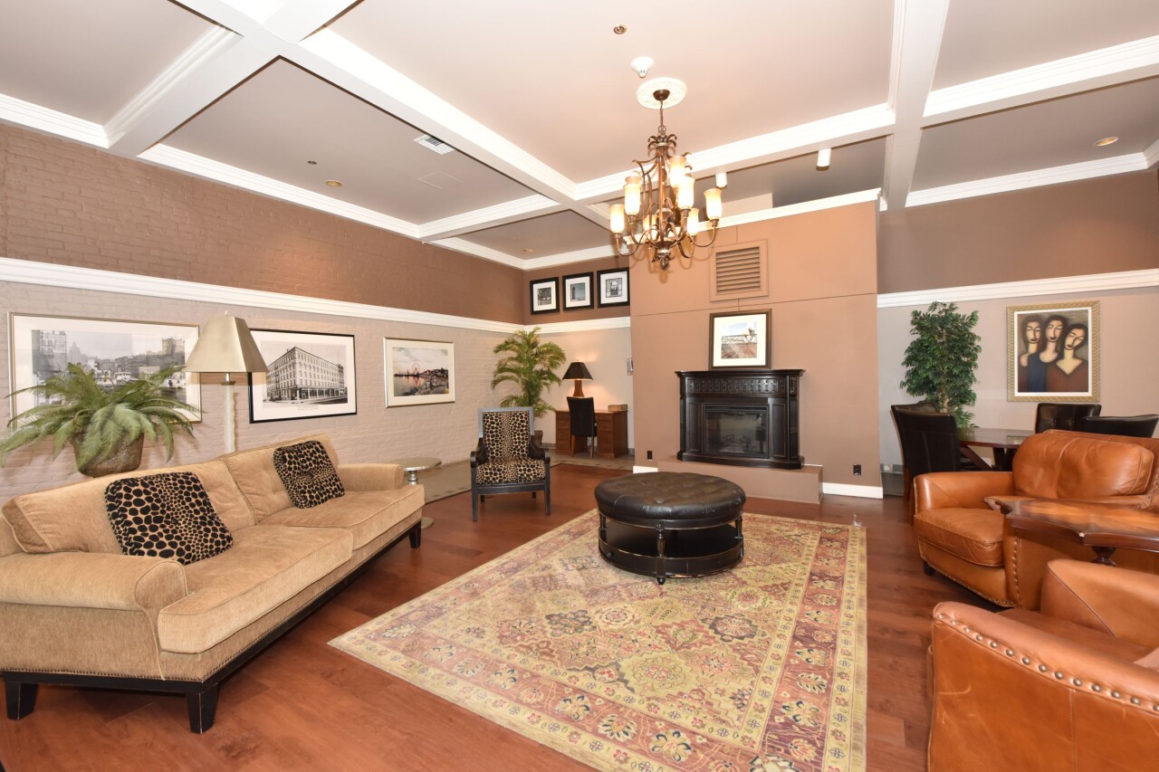 234 N Broadway - 312