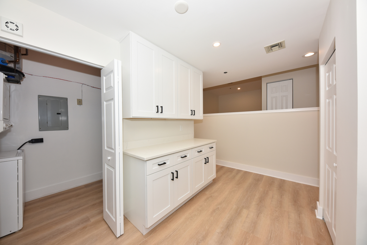 234 N Broadway - 312