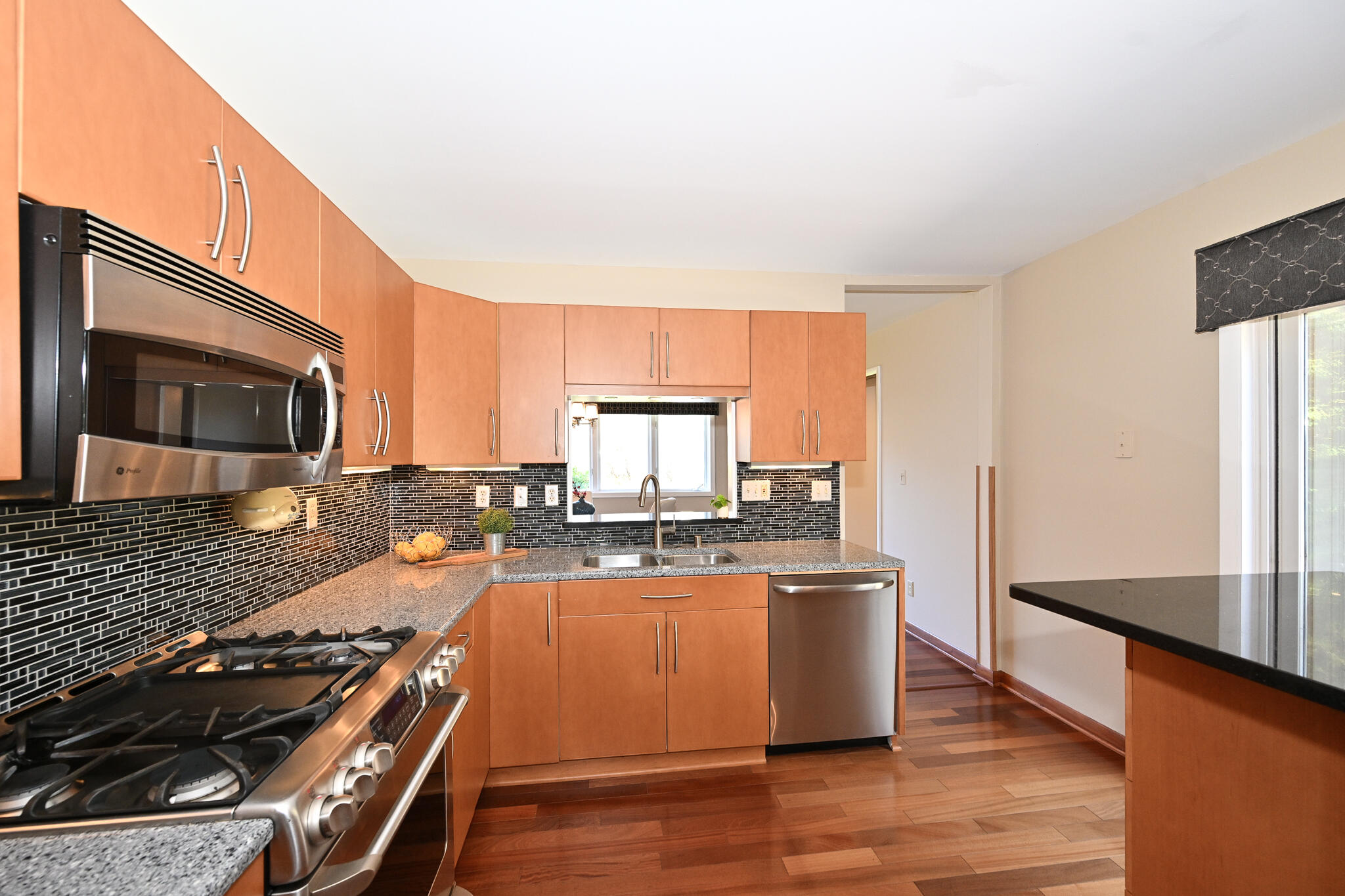 1404 De La Warr Cir