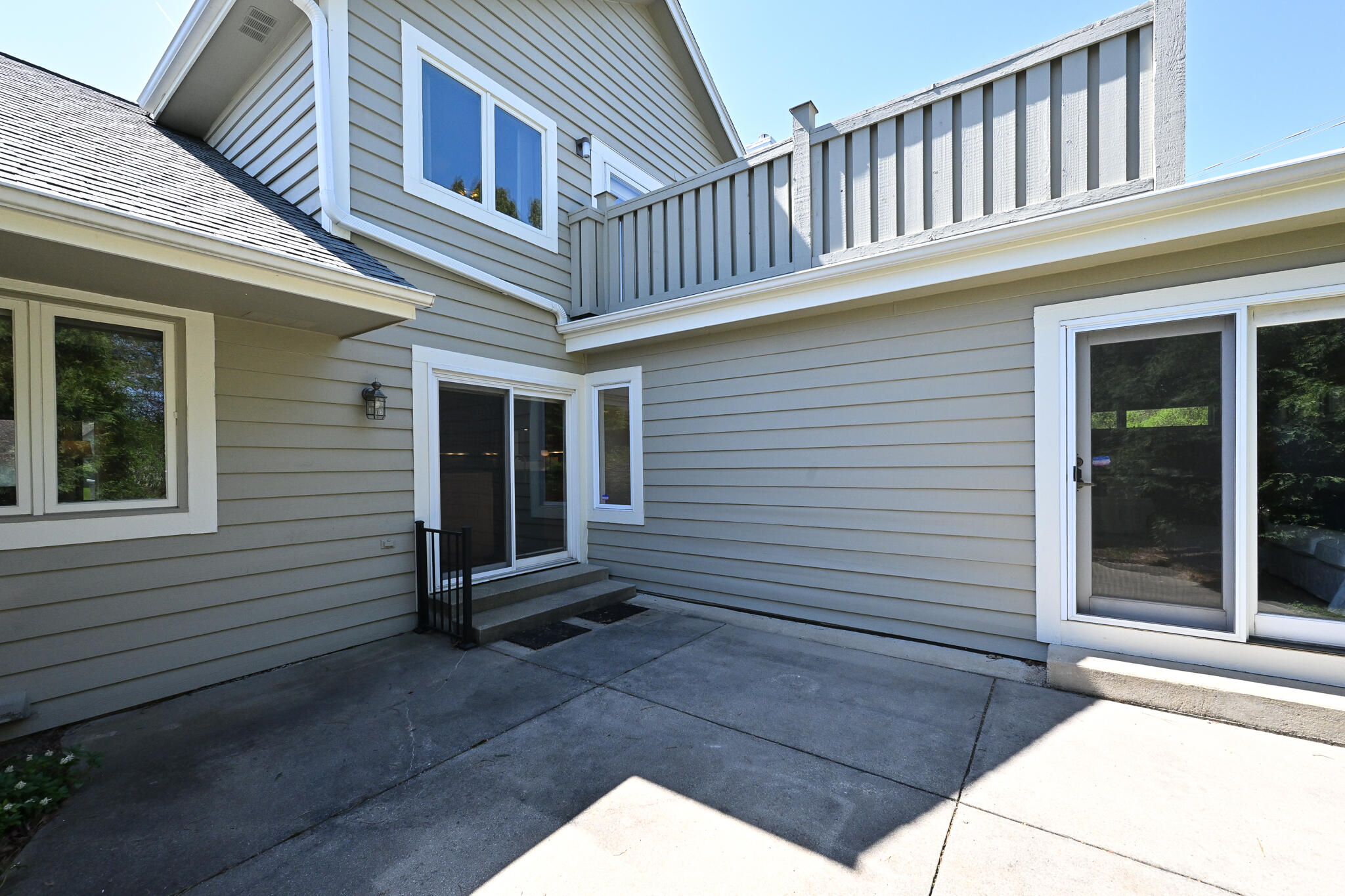 1404 De La Warr Cir