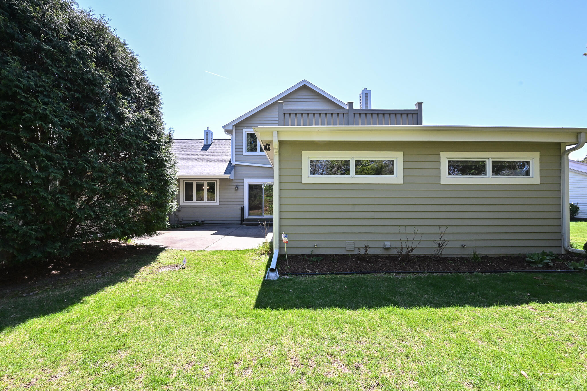 1404 De La Warr Cir