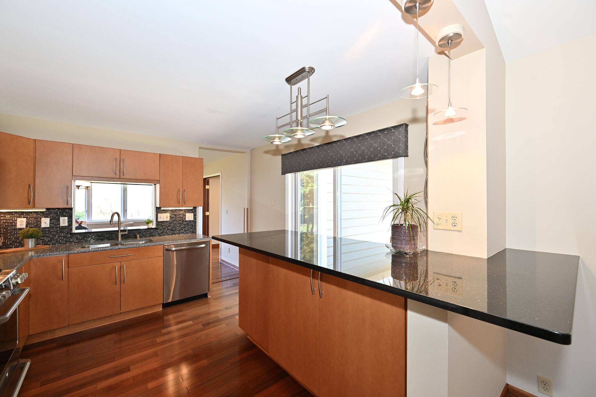 1404 De La Warr Cir