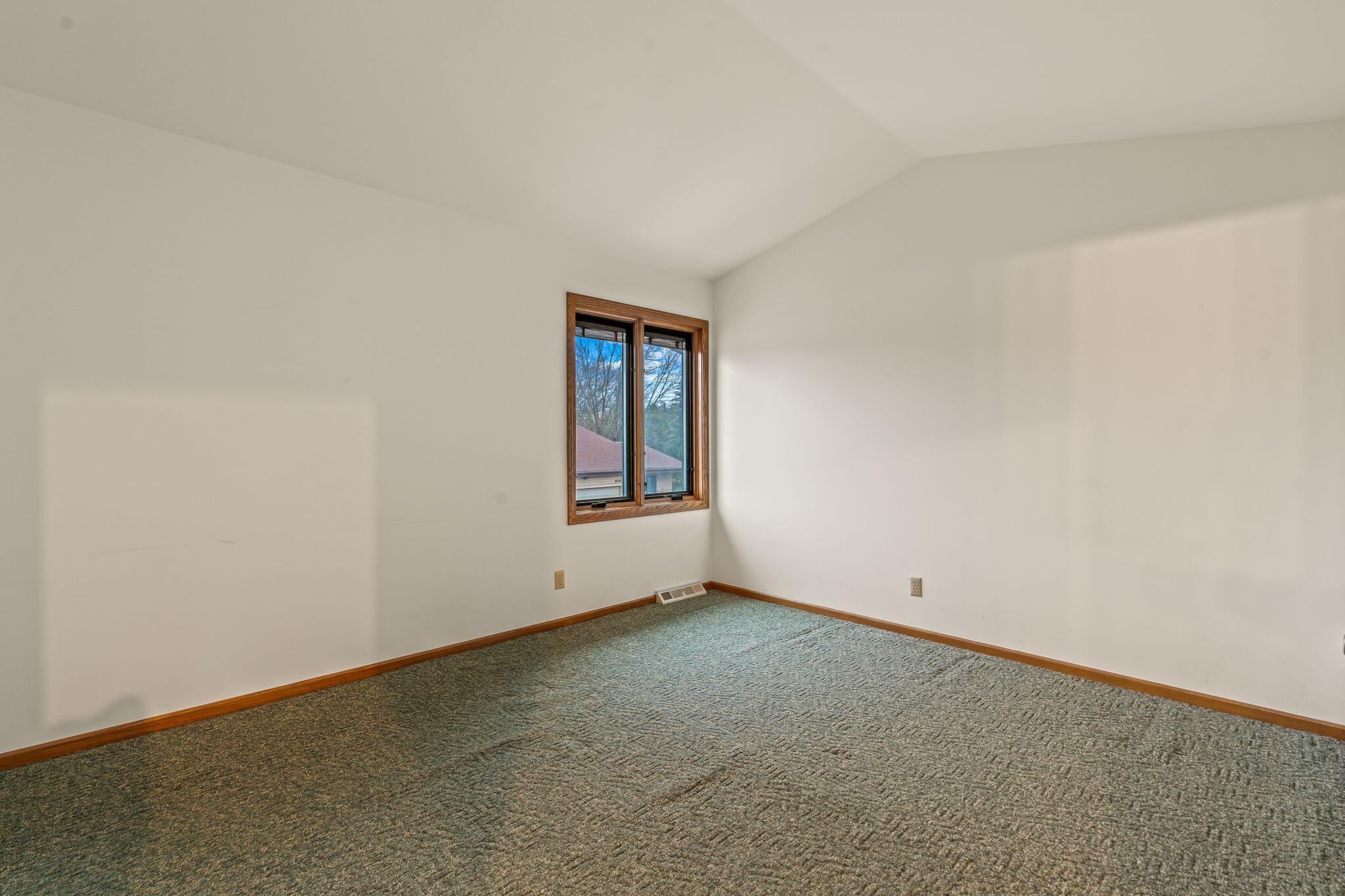 890 Pilgrim Pkwy