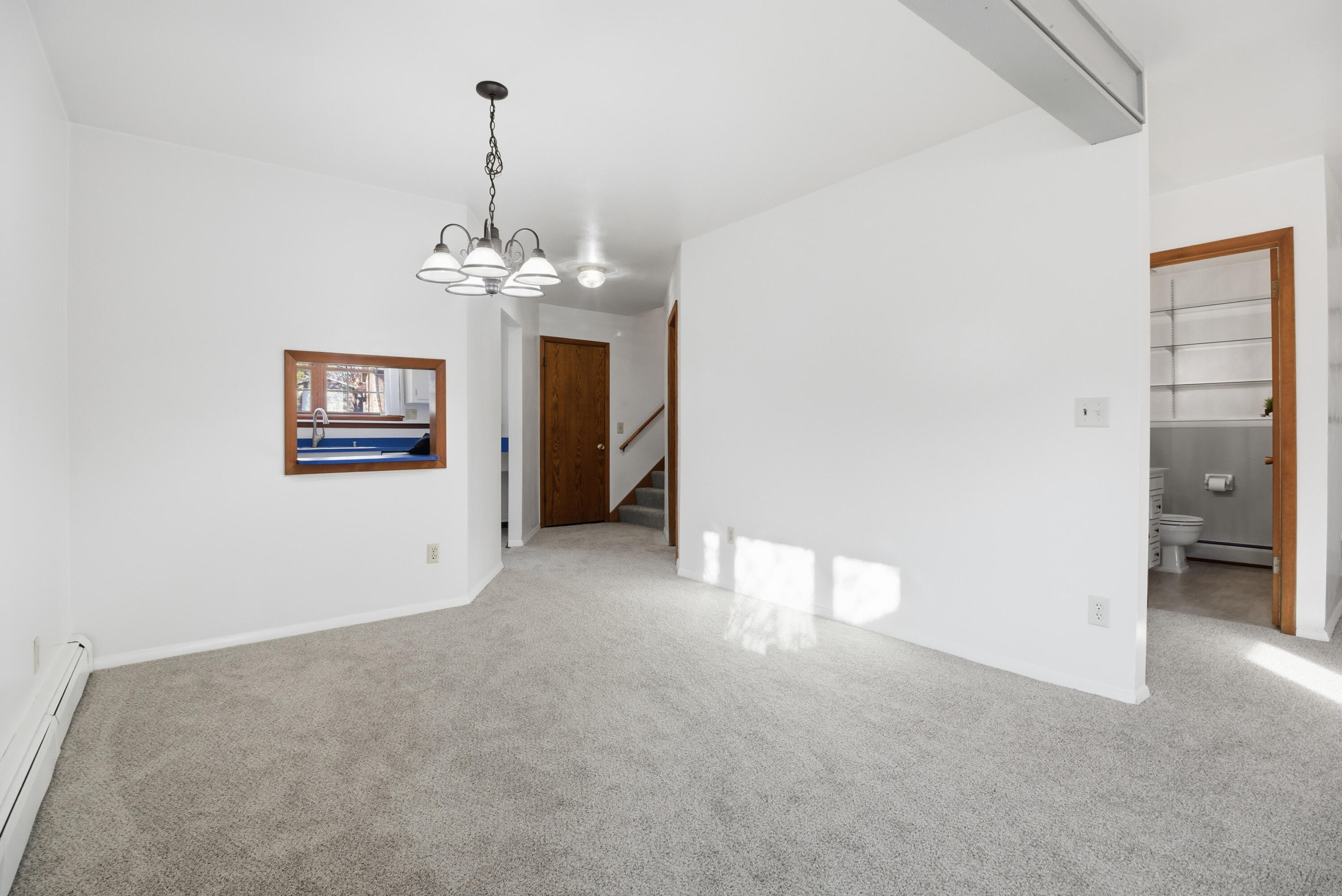 1963 Cascade Dr
