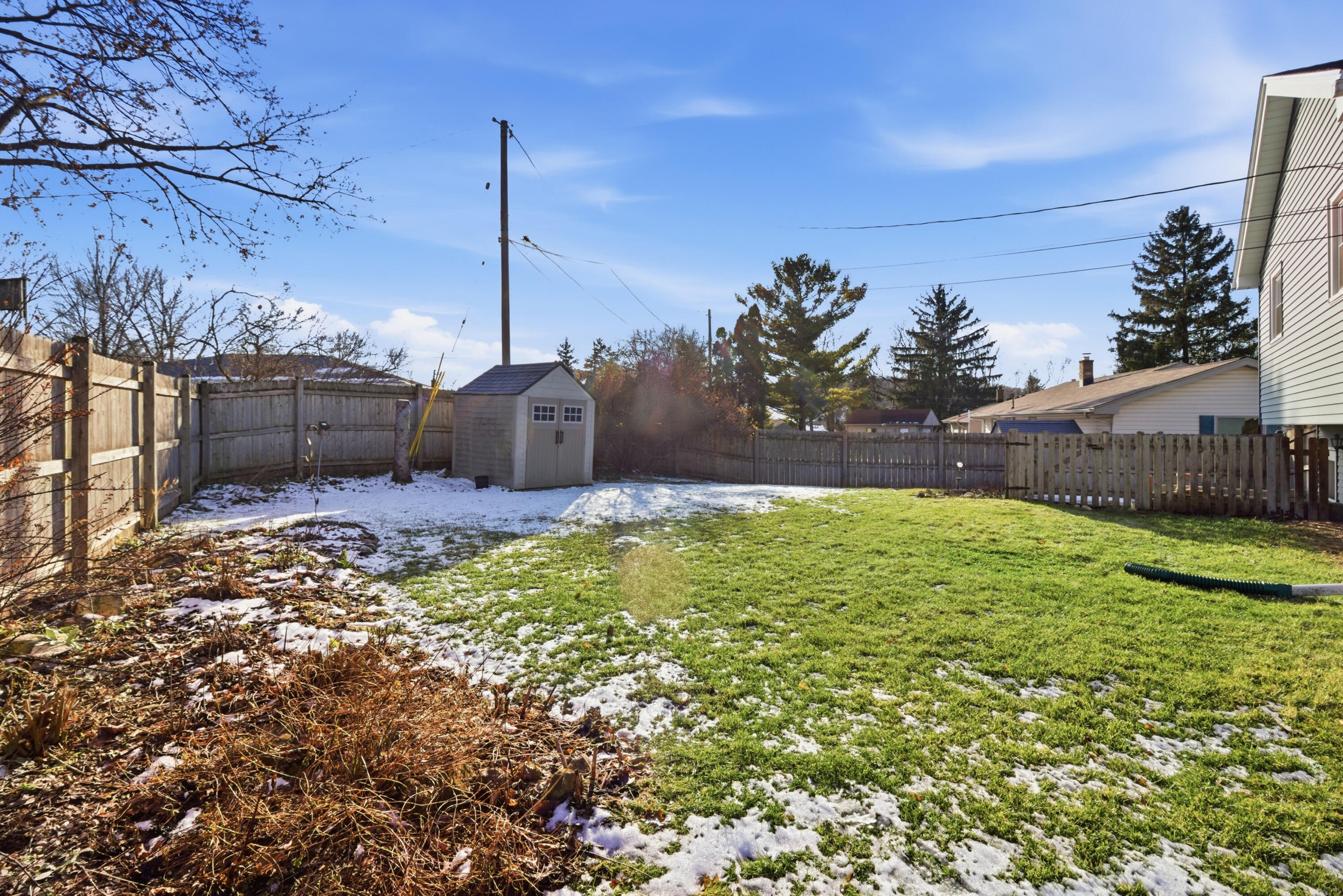 1963 Cascade Dr