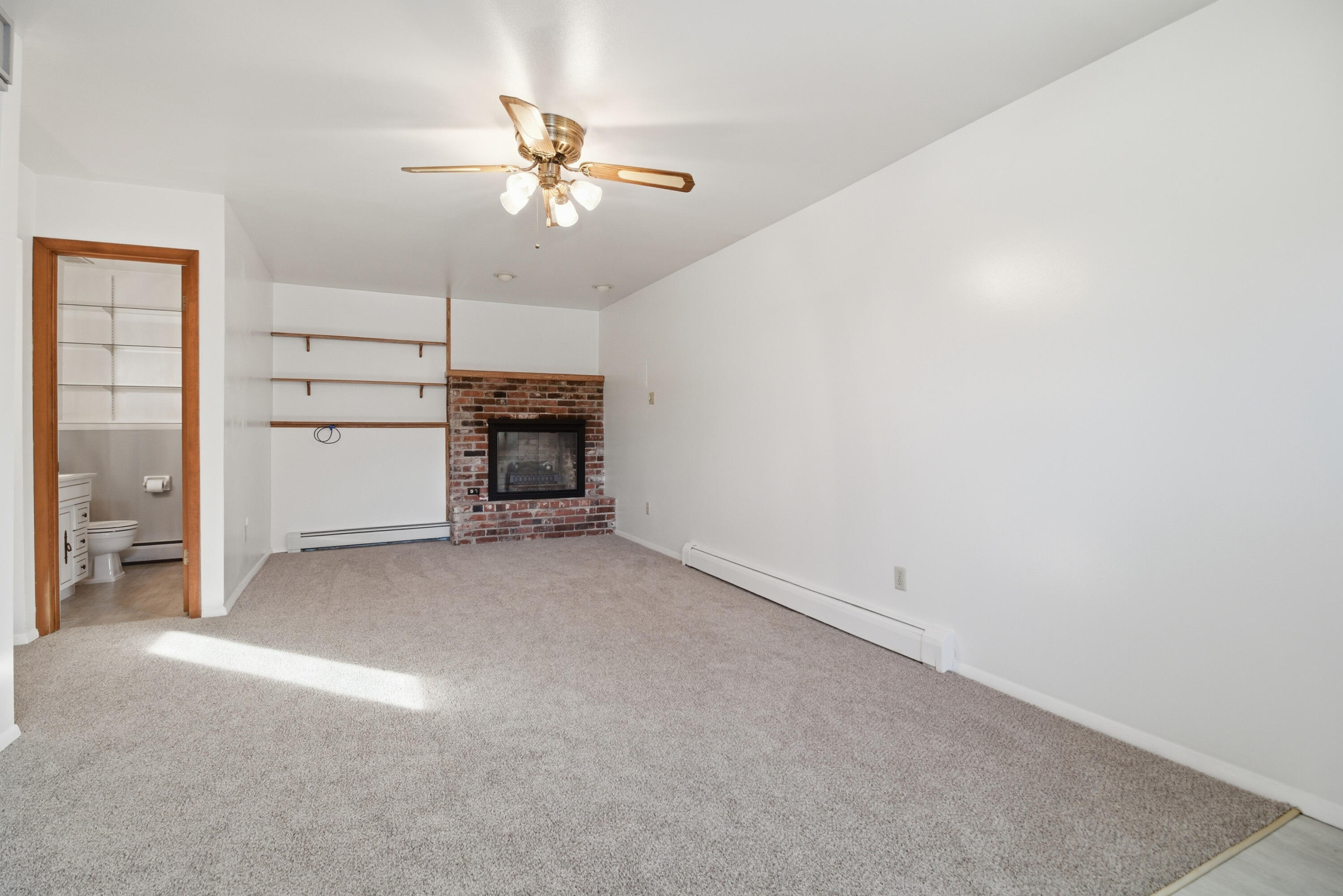 1963 Cascade Dr