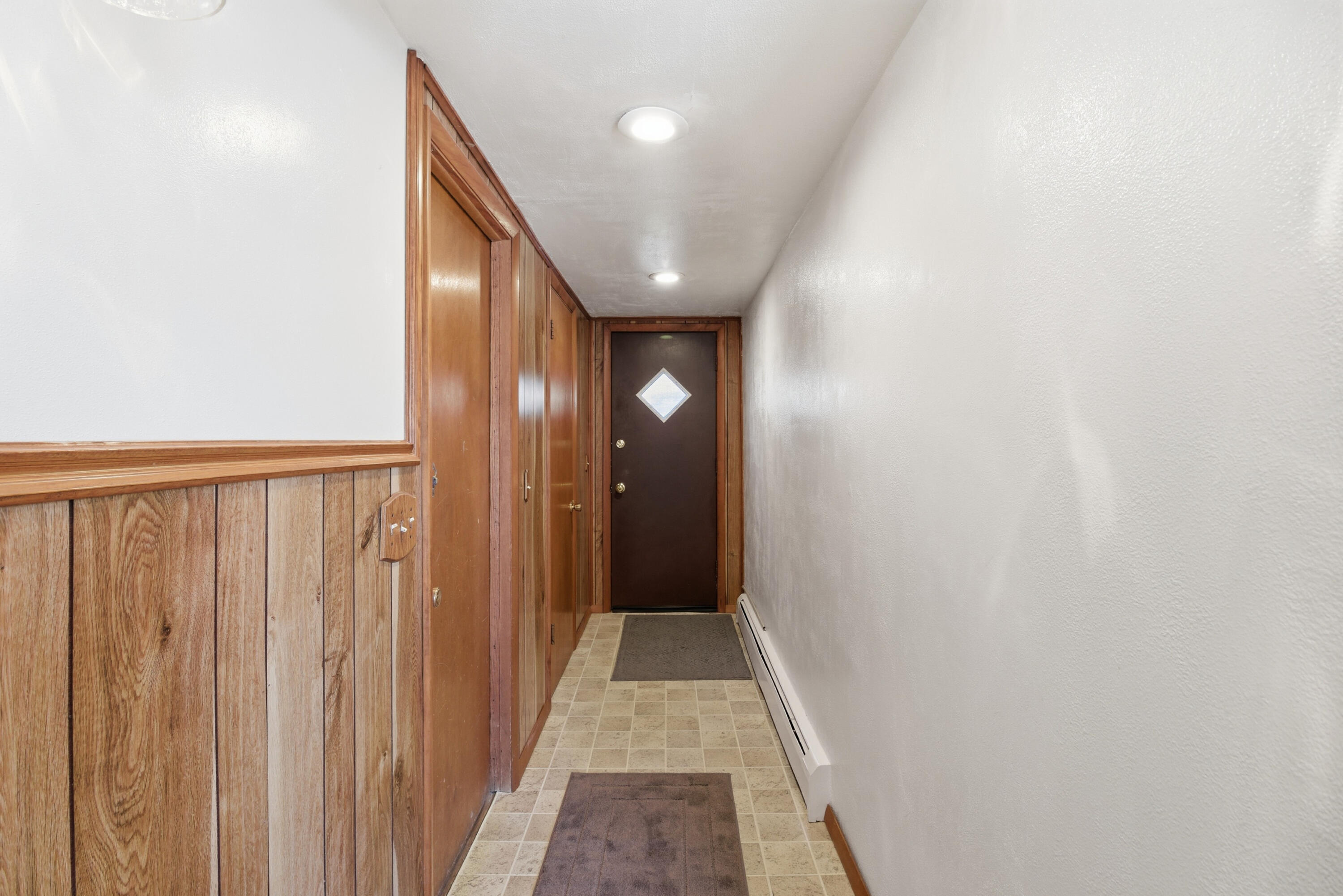 1963 Cascade Dr