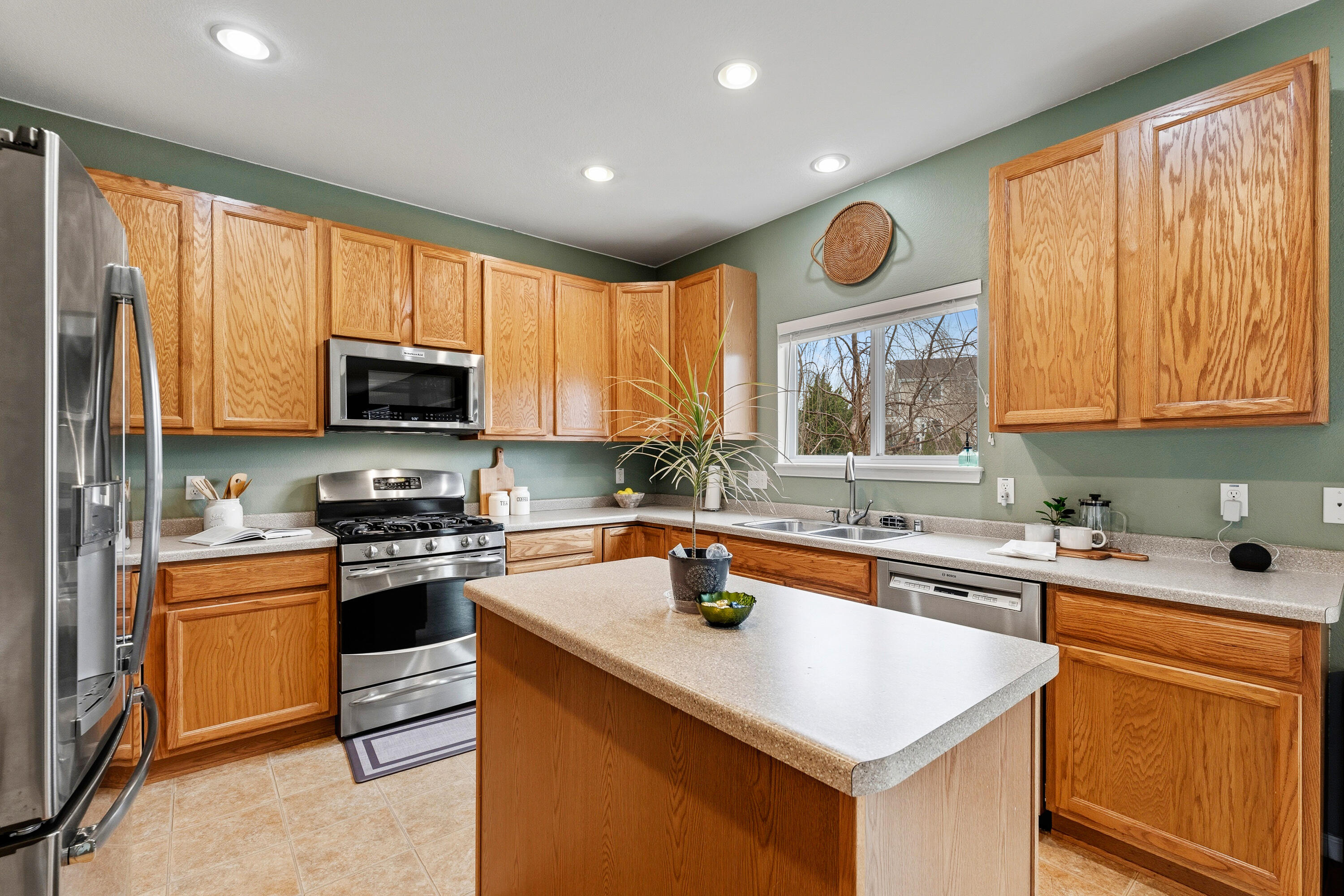 2180 Willow Pond Way