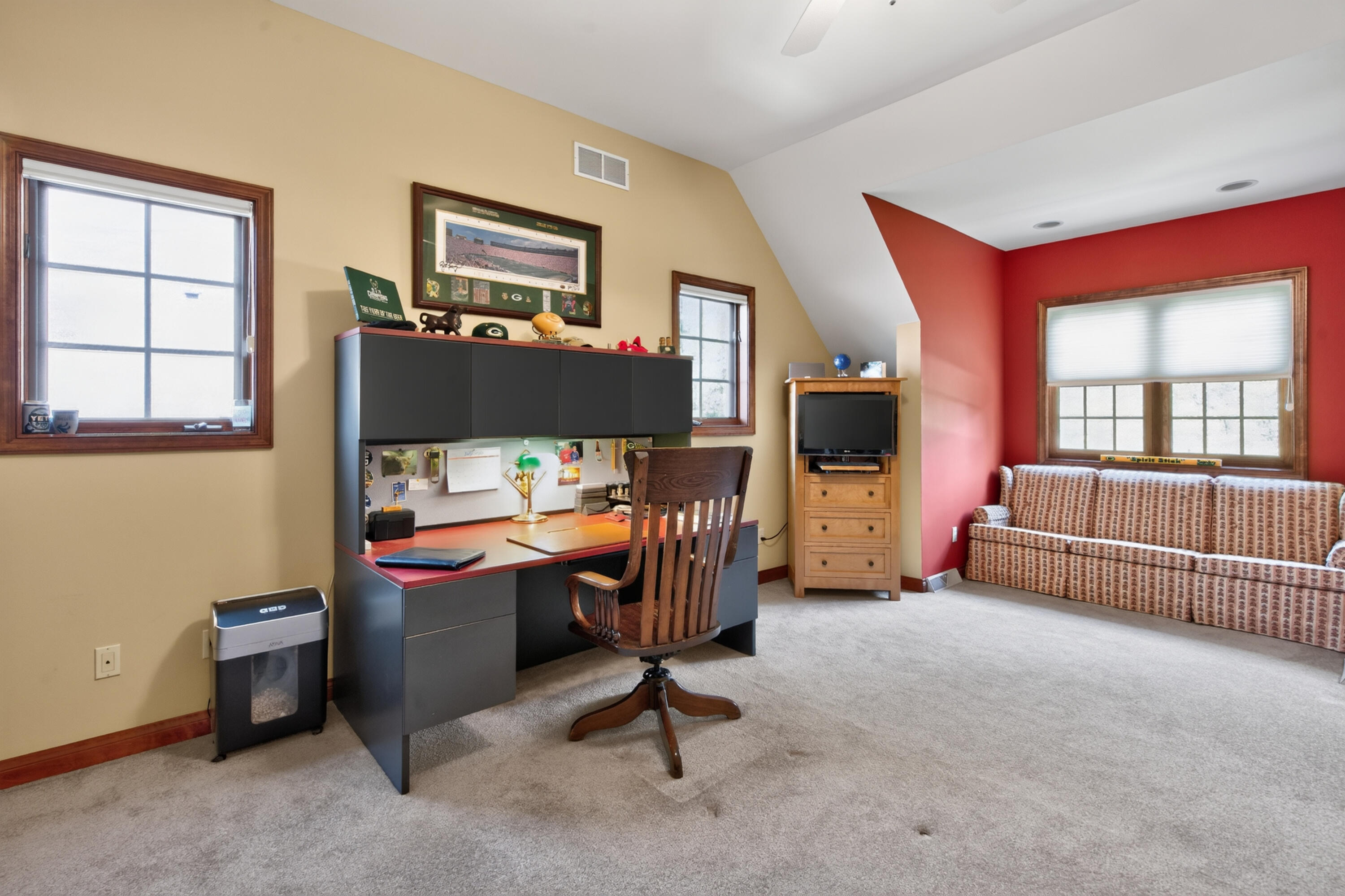 1475 Cedarton Pkwy