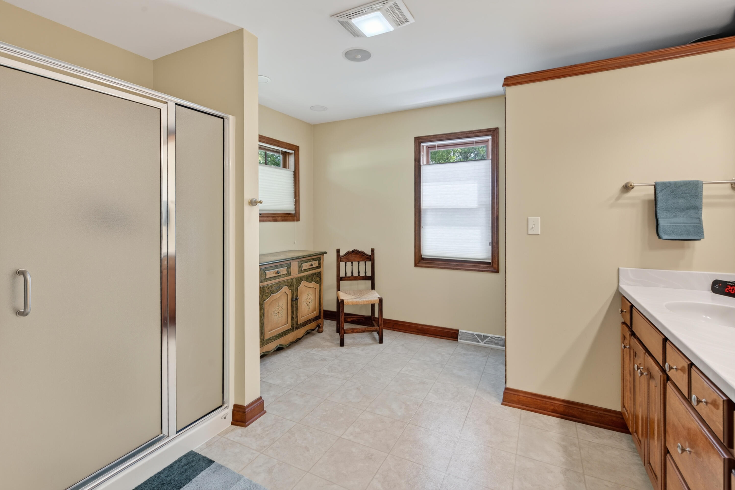 1475 Cedarton Pkwy