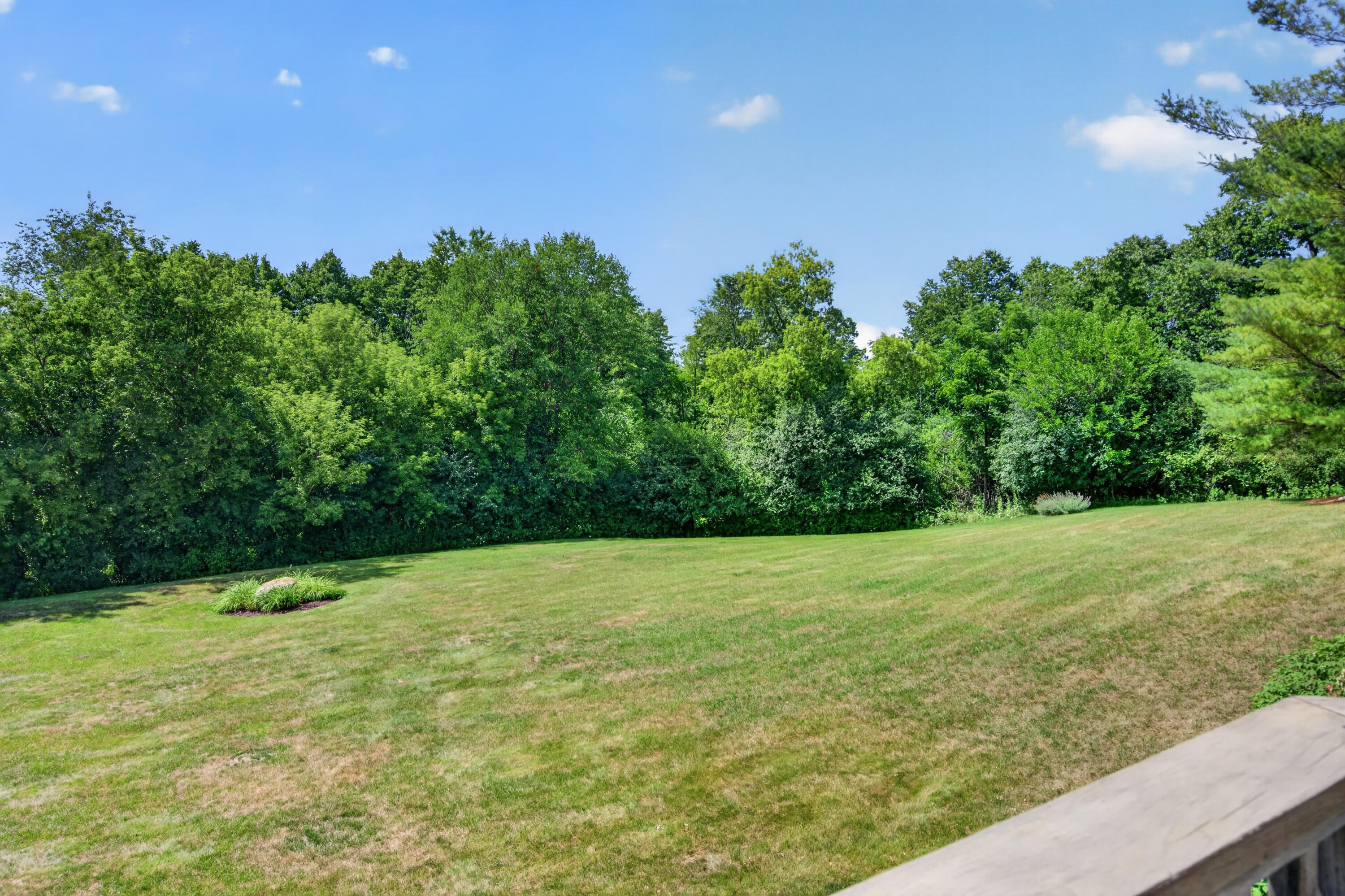 1475 Cedarton Pkwy