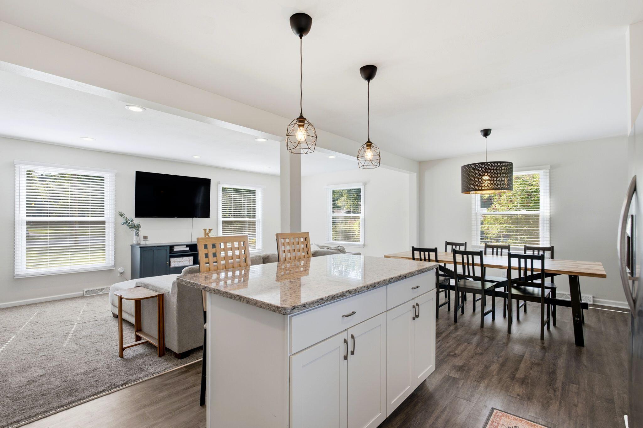 8057 N Cedarburg Rd
