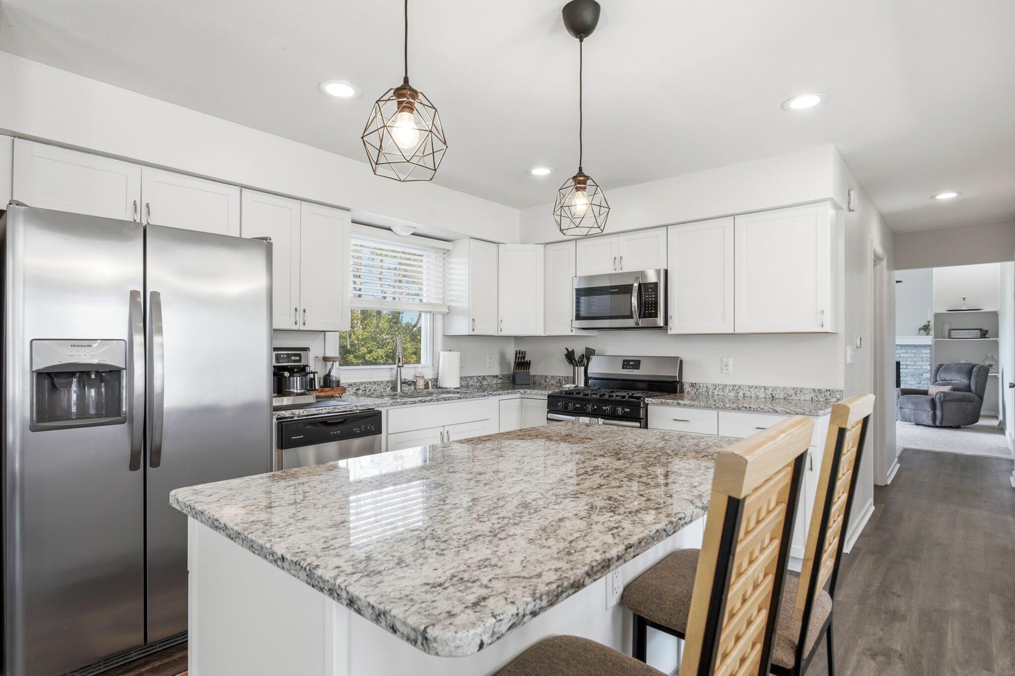 8057 N Cedarburg Rd