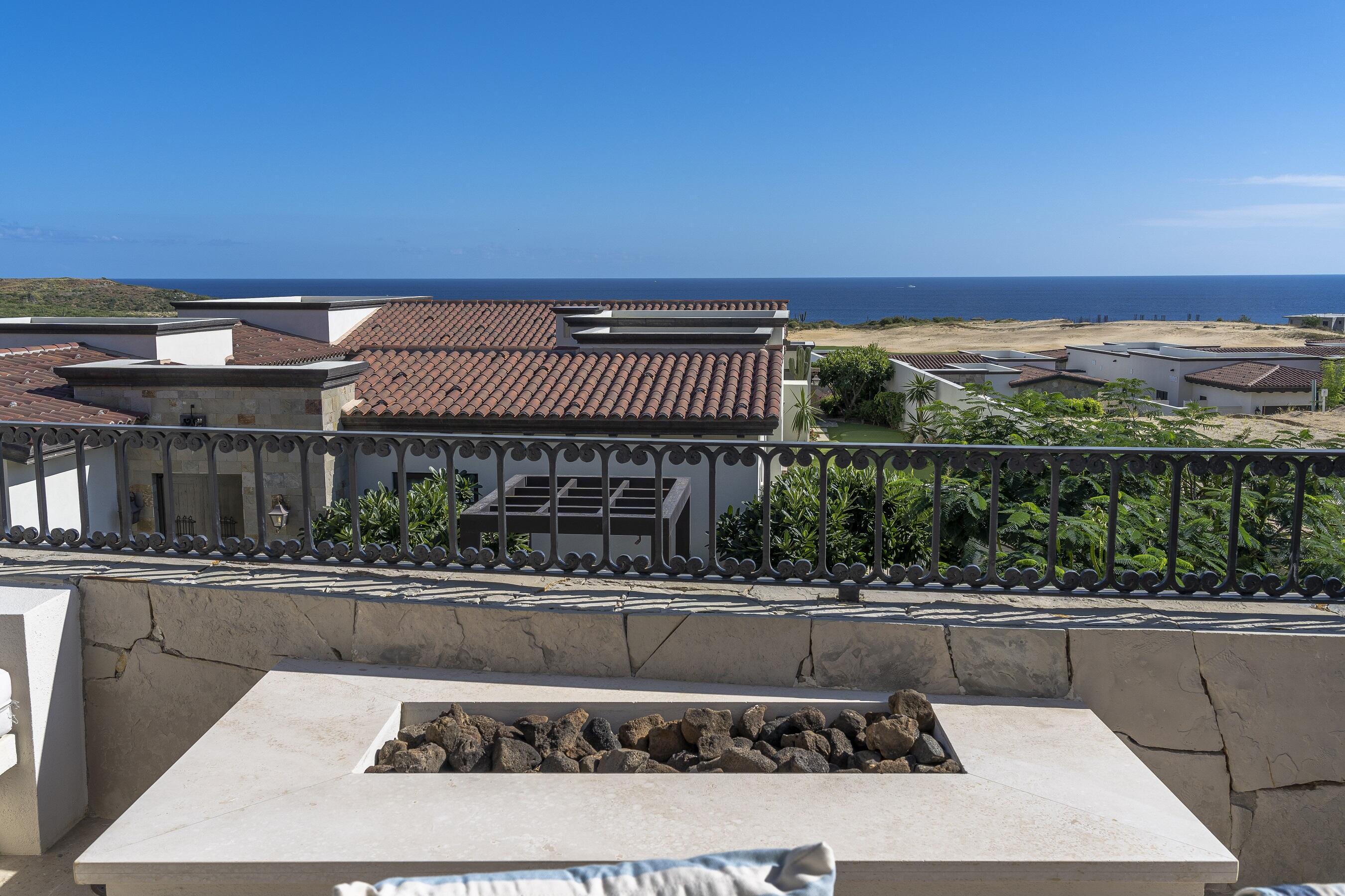 Seaside Angel at Coronado, Quivira