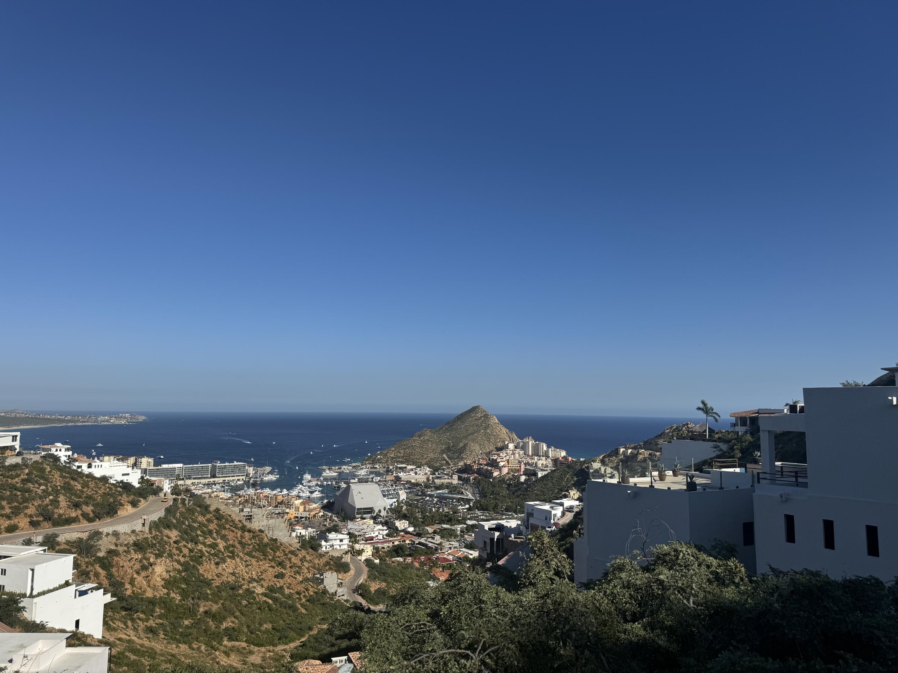 Camino Grande Ote, Lote 10 Block 43 Pedregal