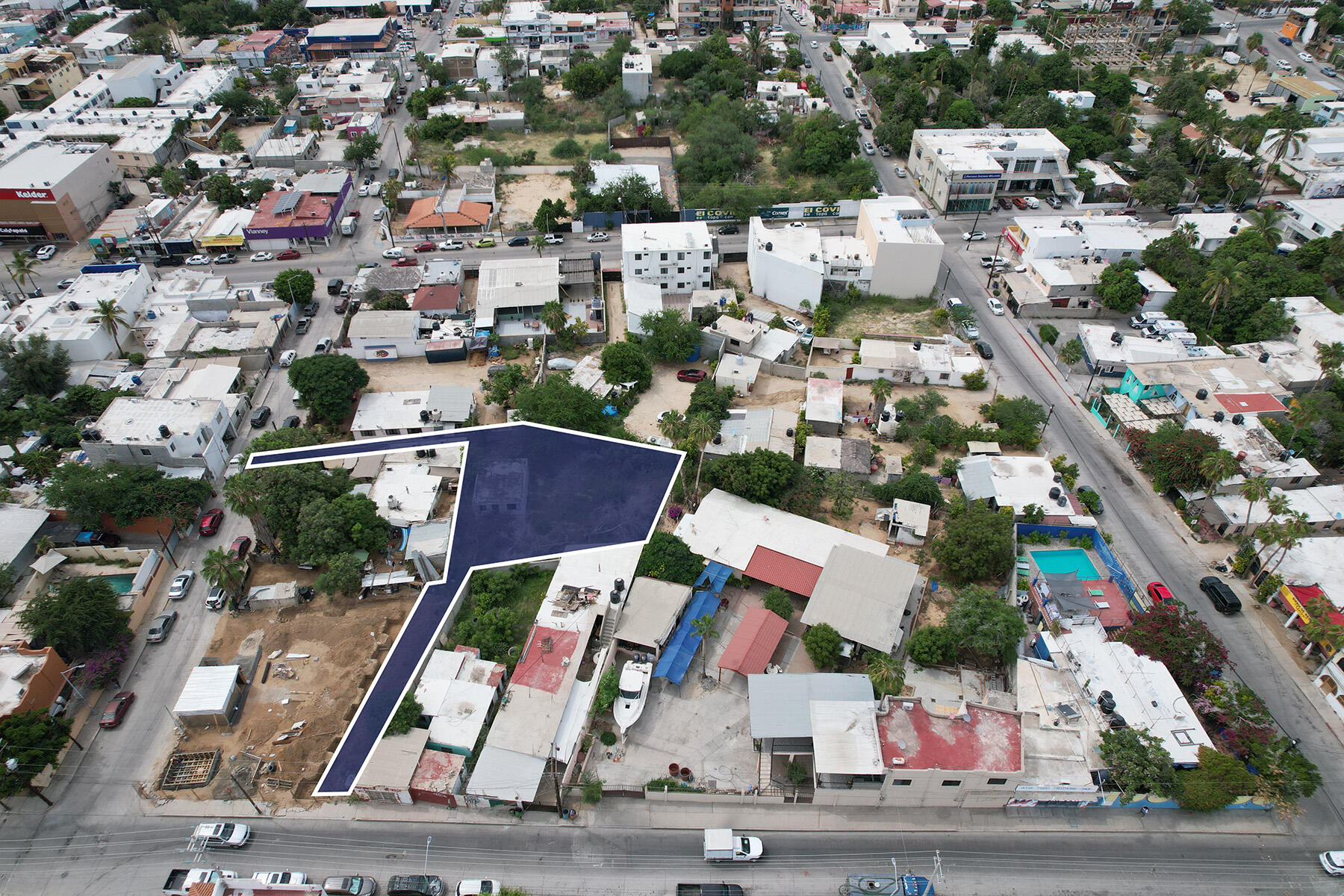 C. Narciso Mendoza, Narciso Mendoza Lot