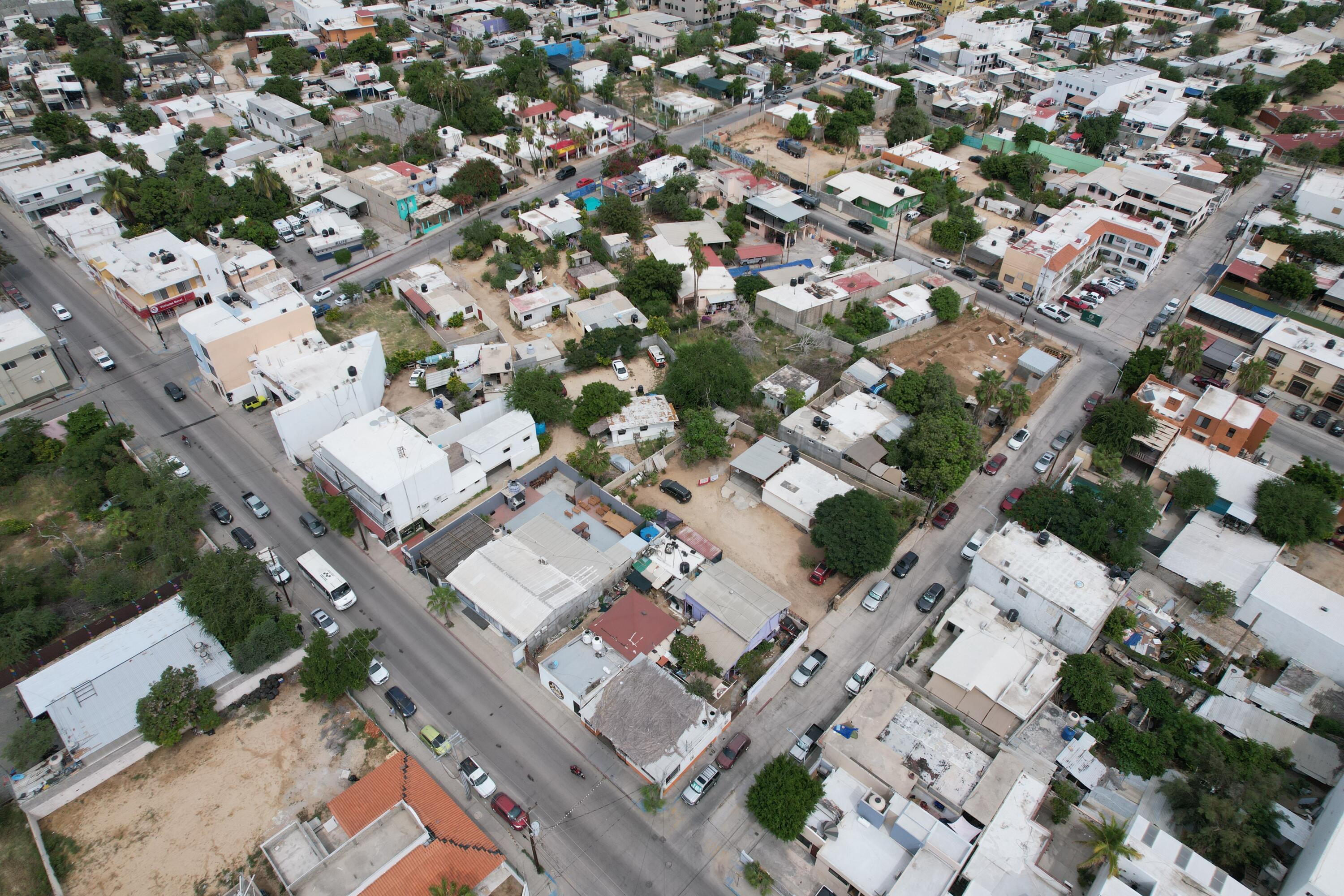 C. Narciso Mendoza, Narciso Mendoza Lot