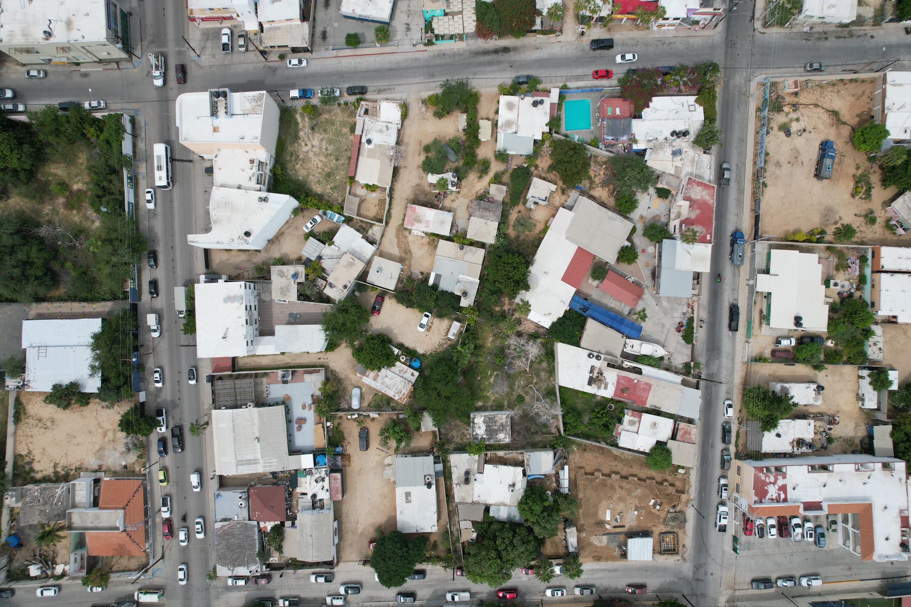 C. Narciso Mendoza, Narciso Mendoza Lot