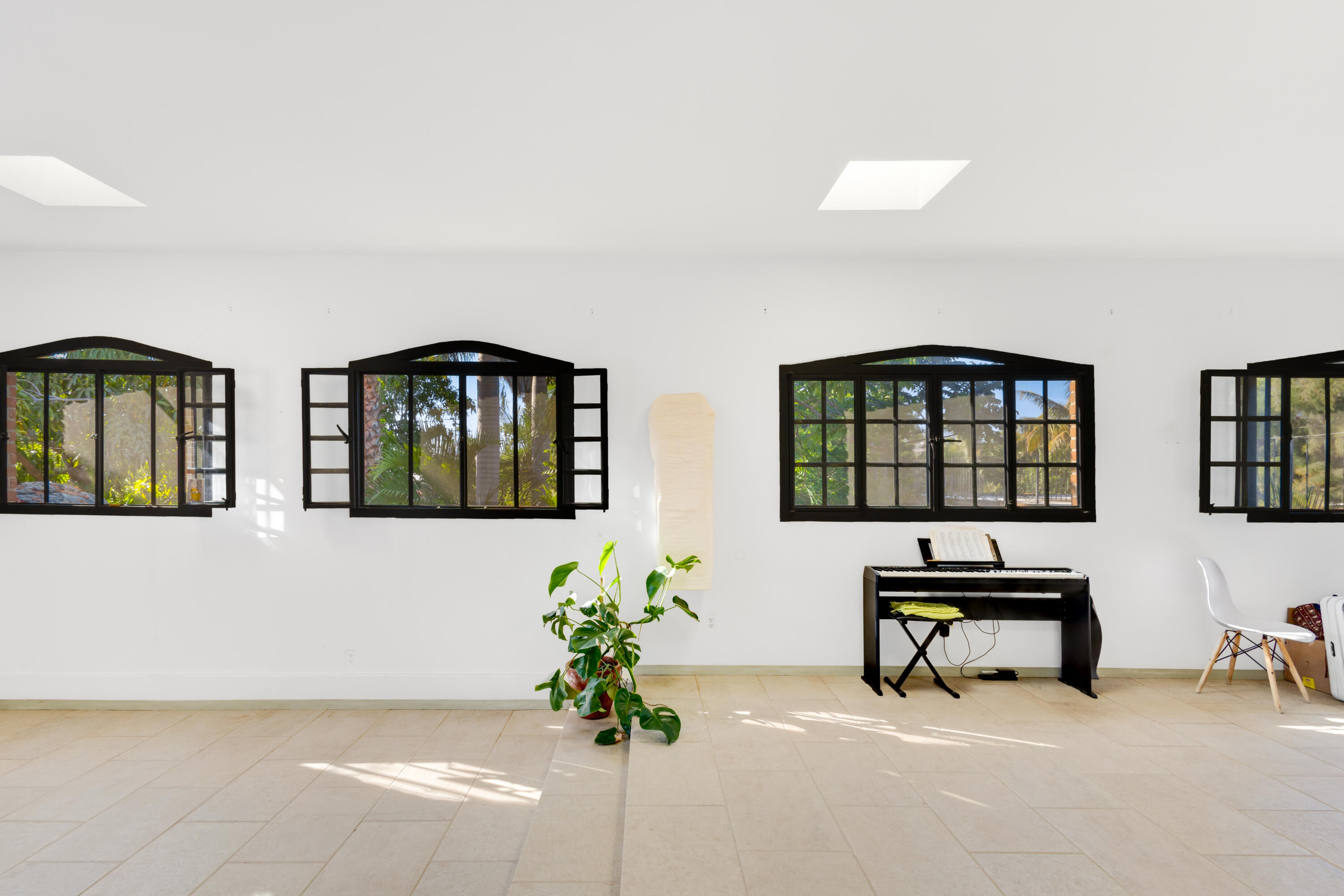 18 Paradise Place and Gardens