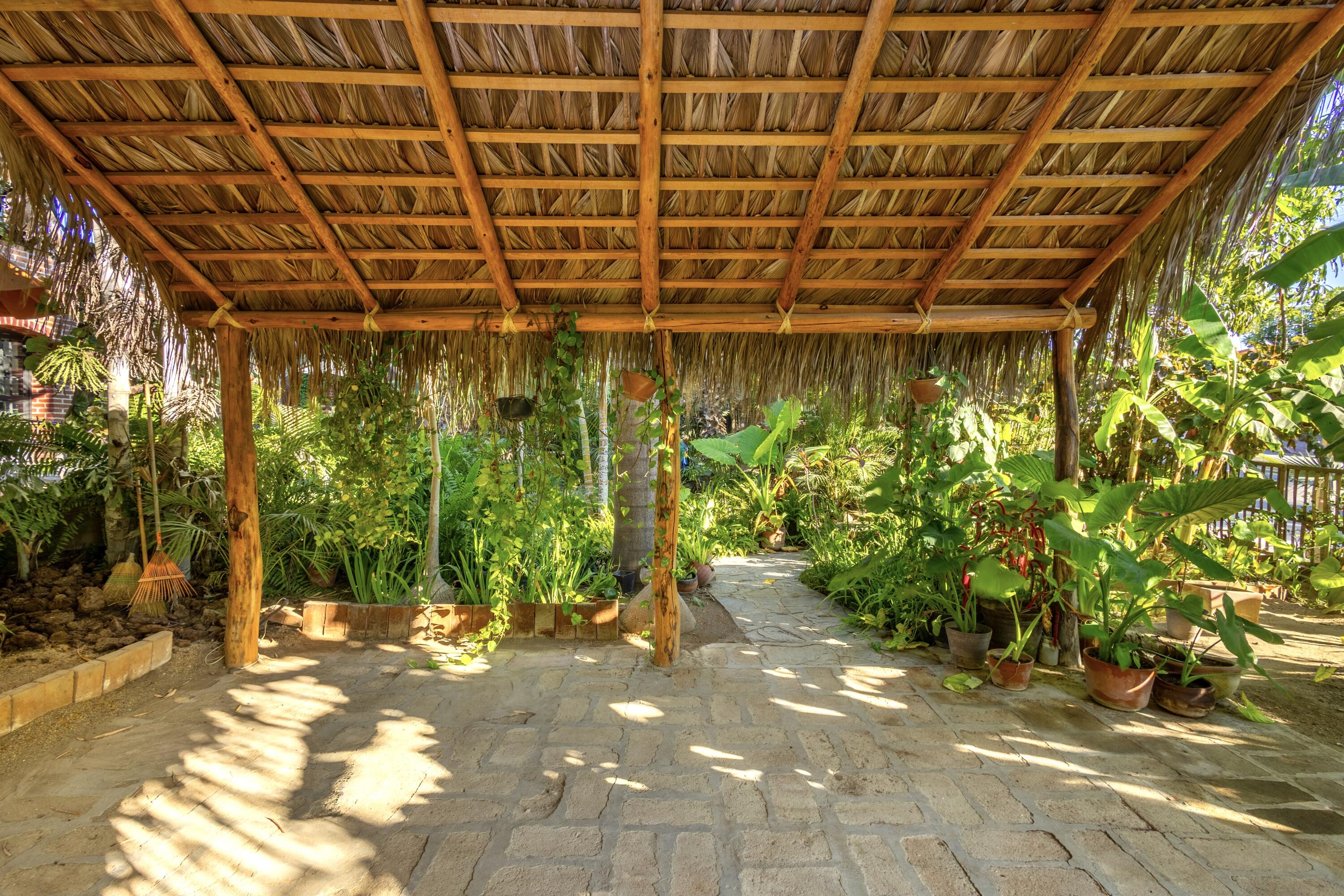 18 Paradise Place and Gardens