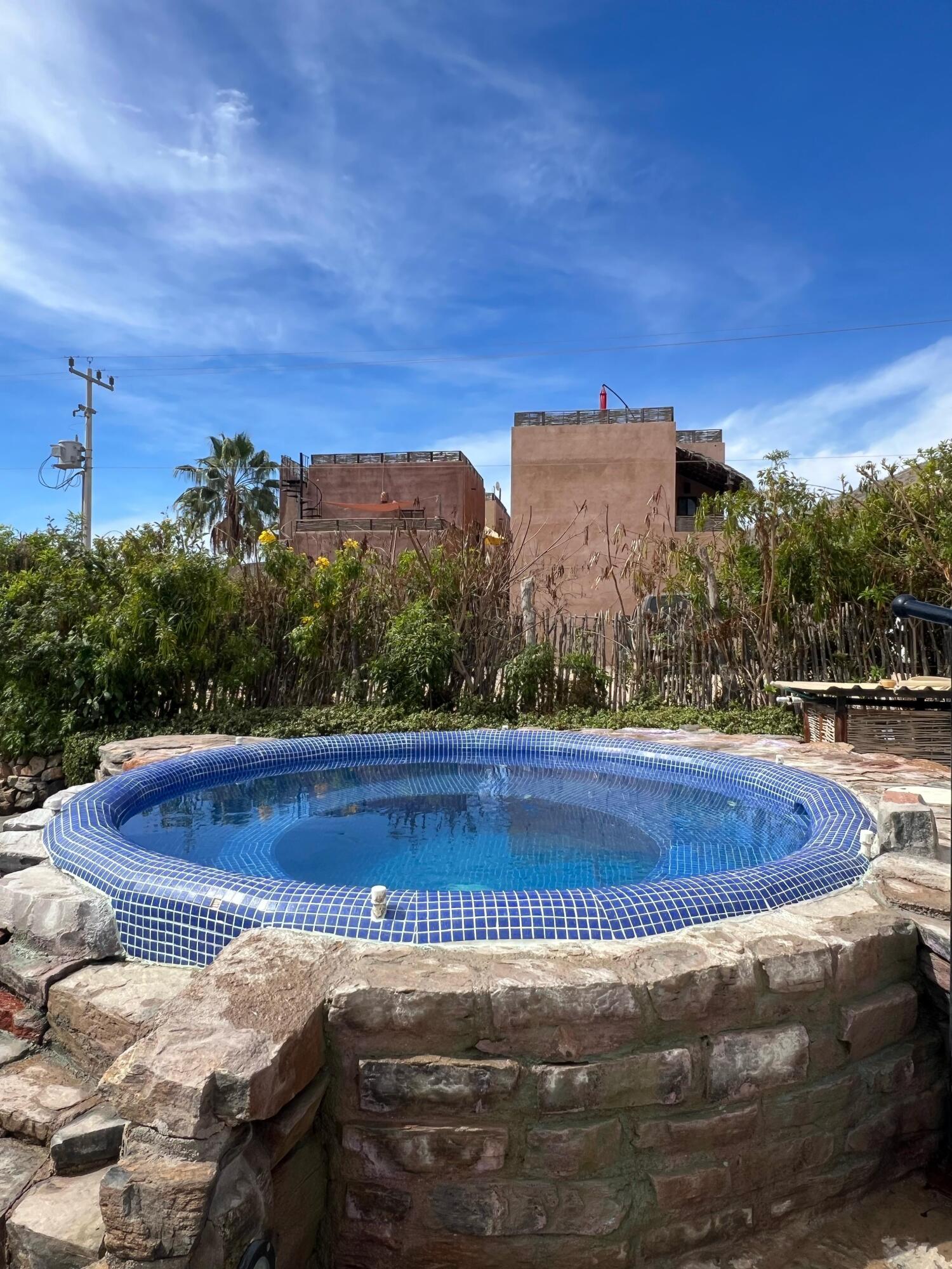 Casita 63, Los Cerritos
