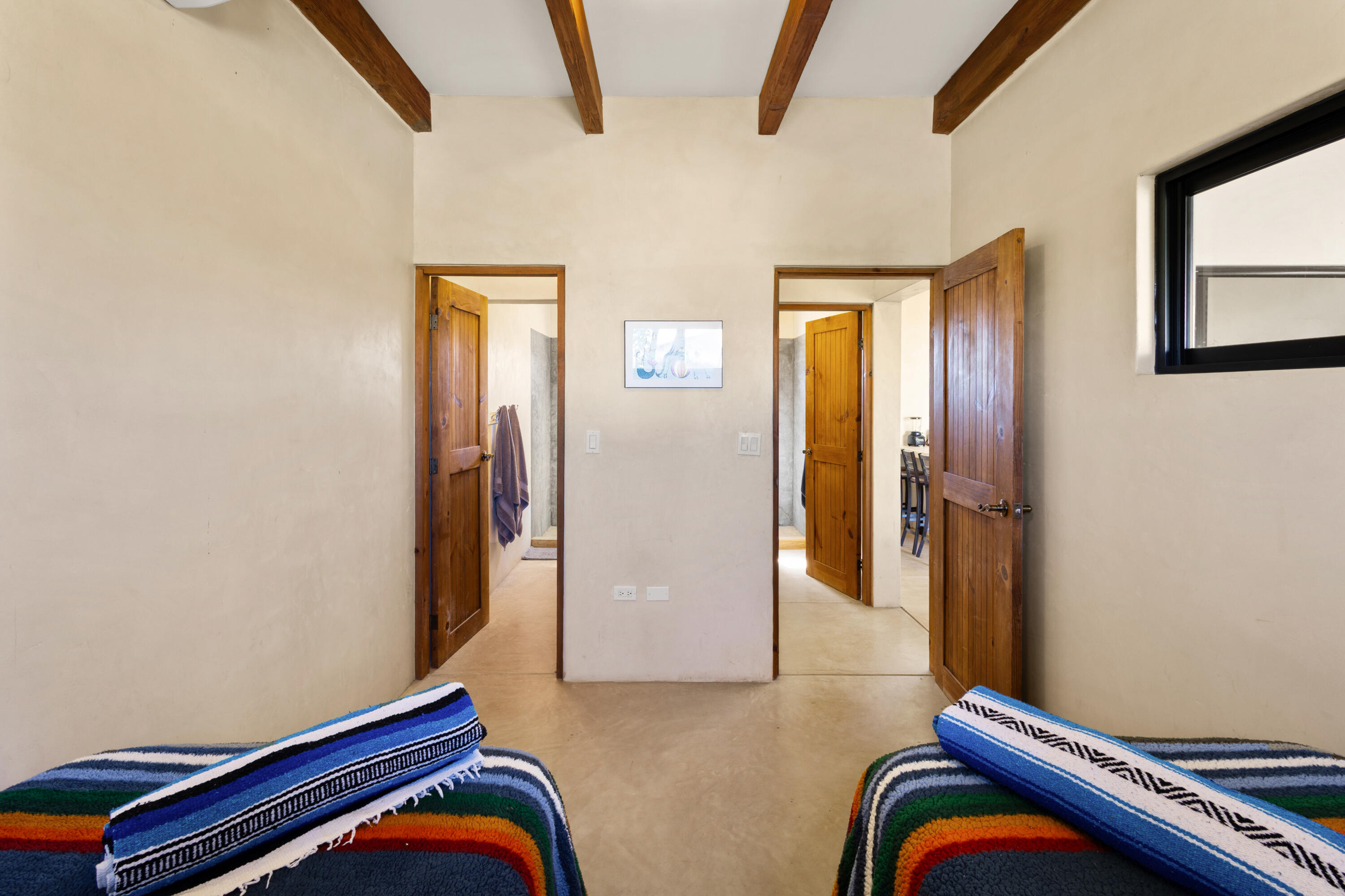 Casita 63, Los Cerritos