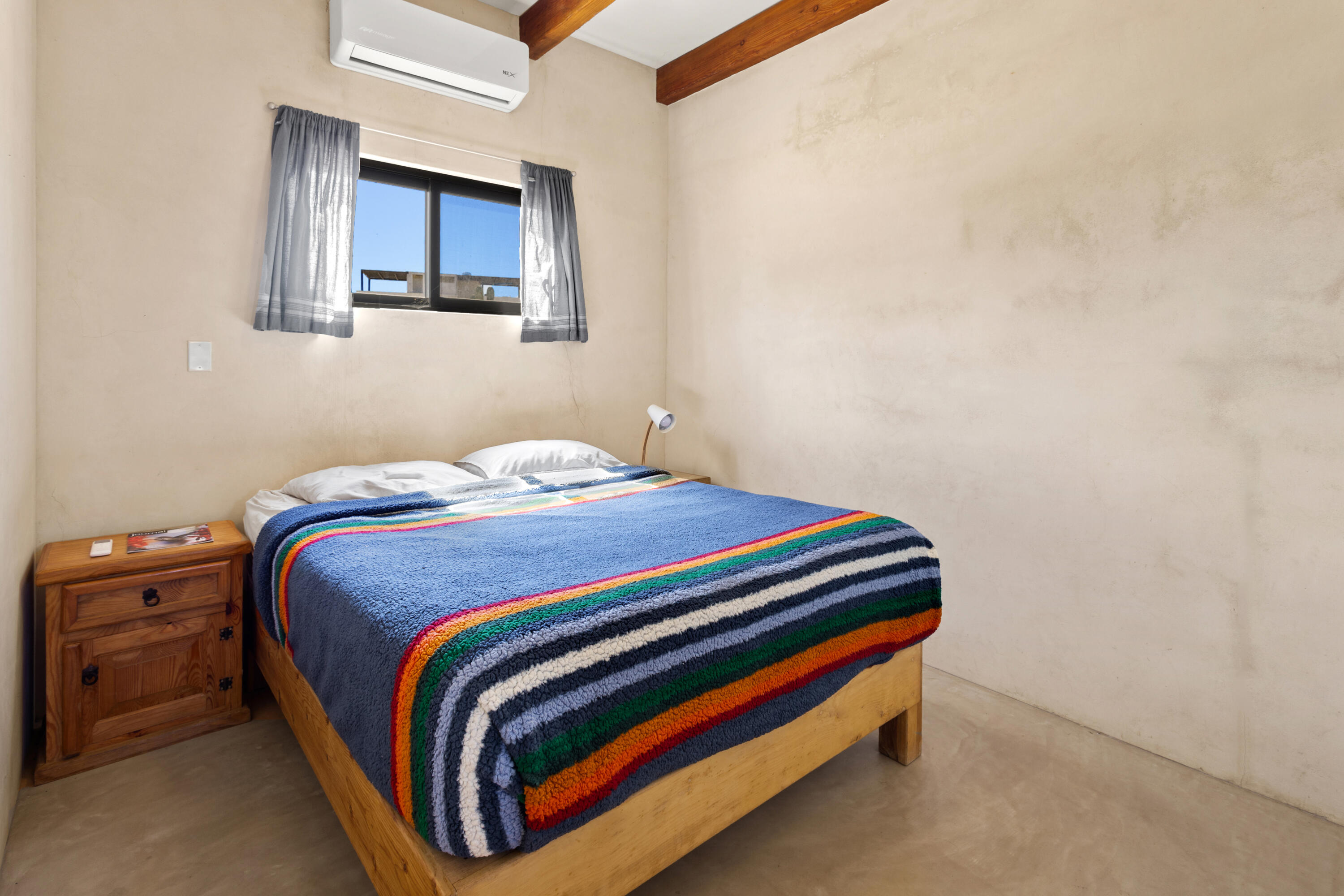 Casita 63, Los Cerritos