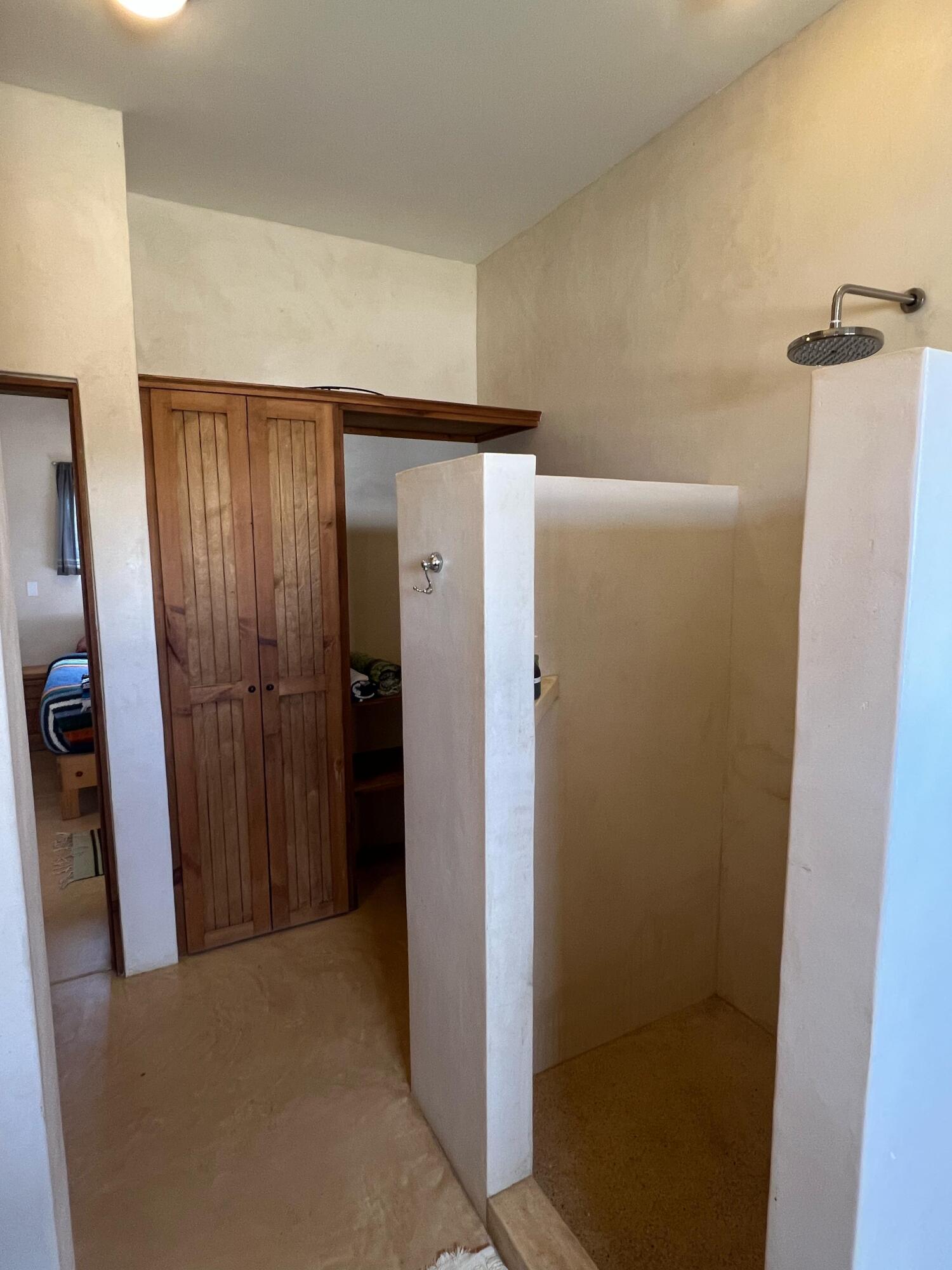 Casita 63, Los Cerritos