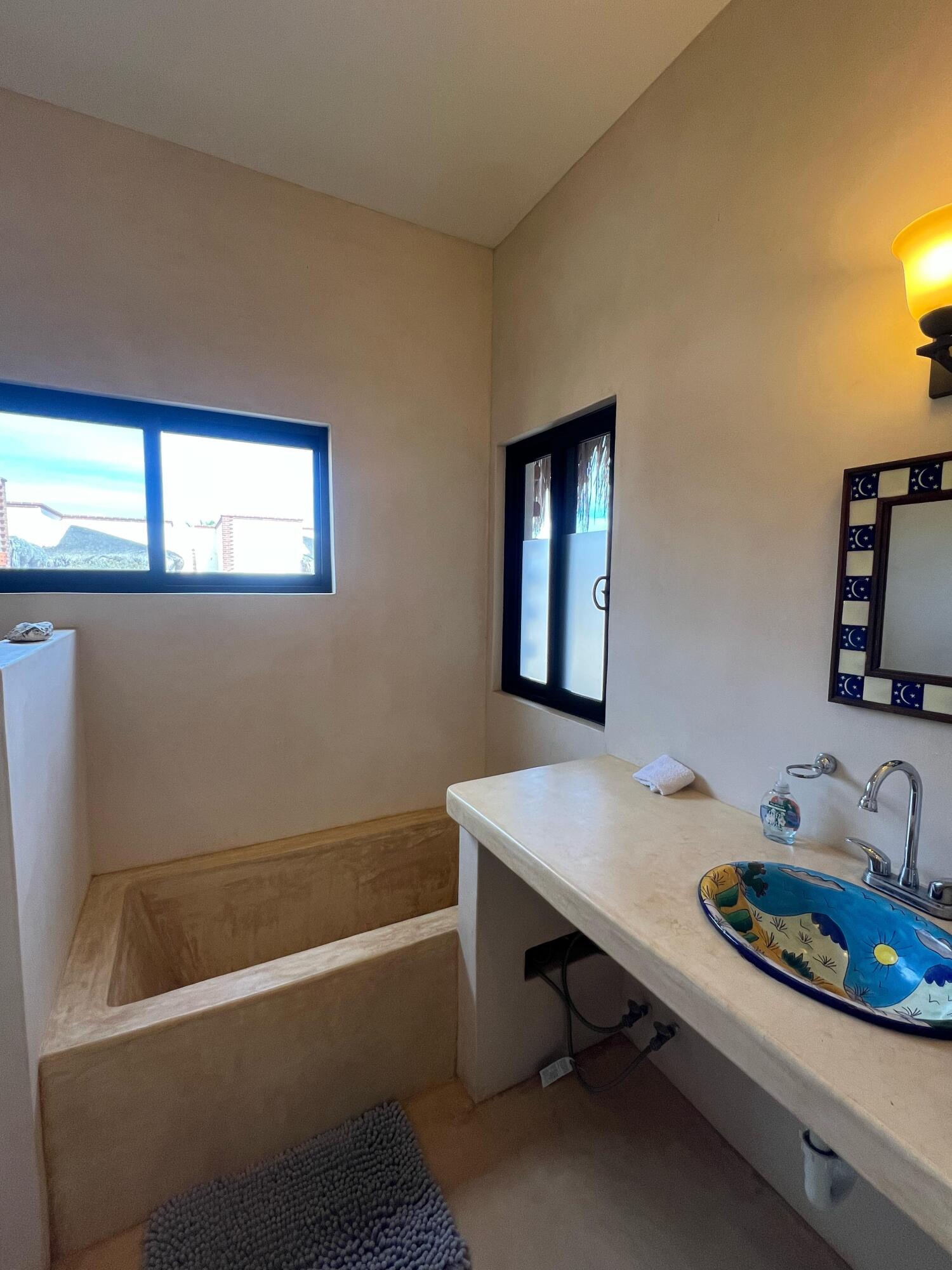 Casita 63, Los Cerritos