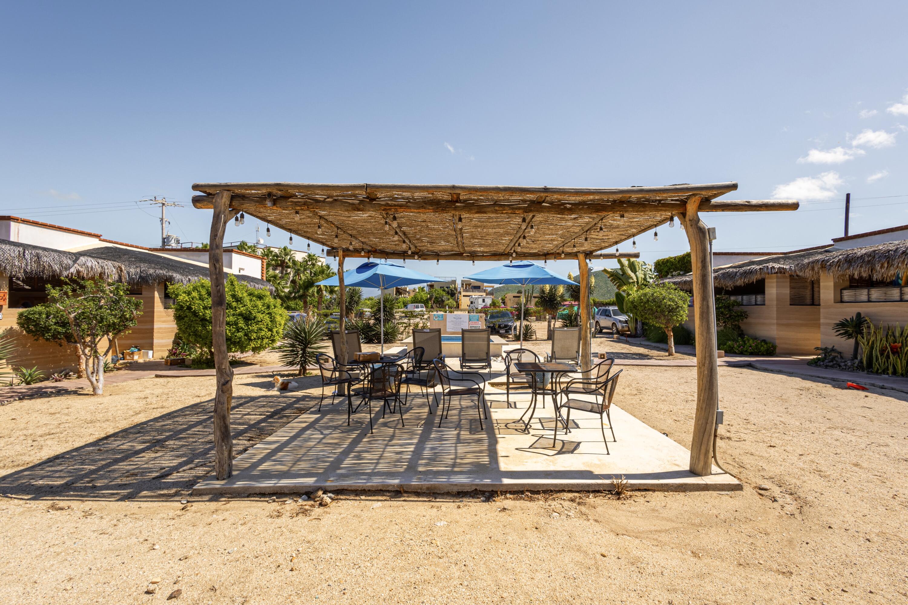 Casita 63, Los Cerritos