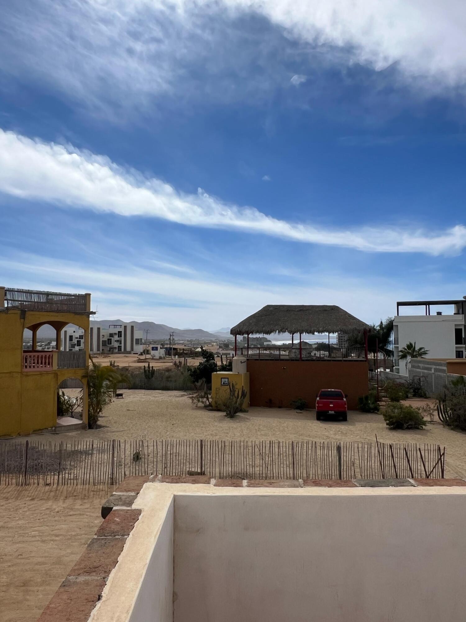 Casita 63, Los Cerritos