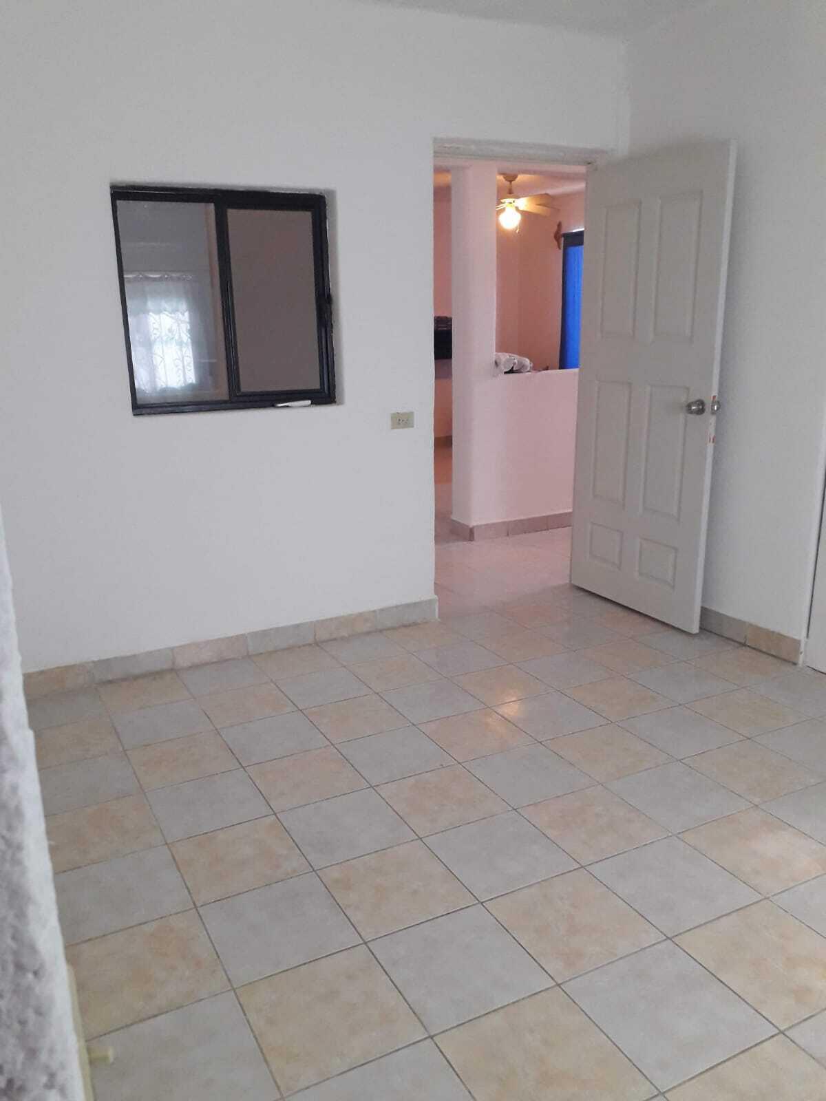 LTE 16 MZA 013 C. PSICOLOGIA, GUAYMIT, CASA LOMAS DE GUAYMITAS