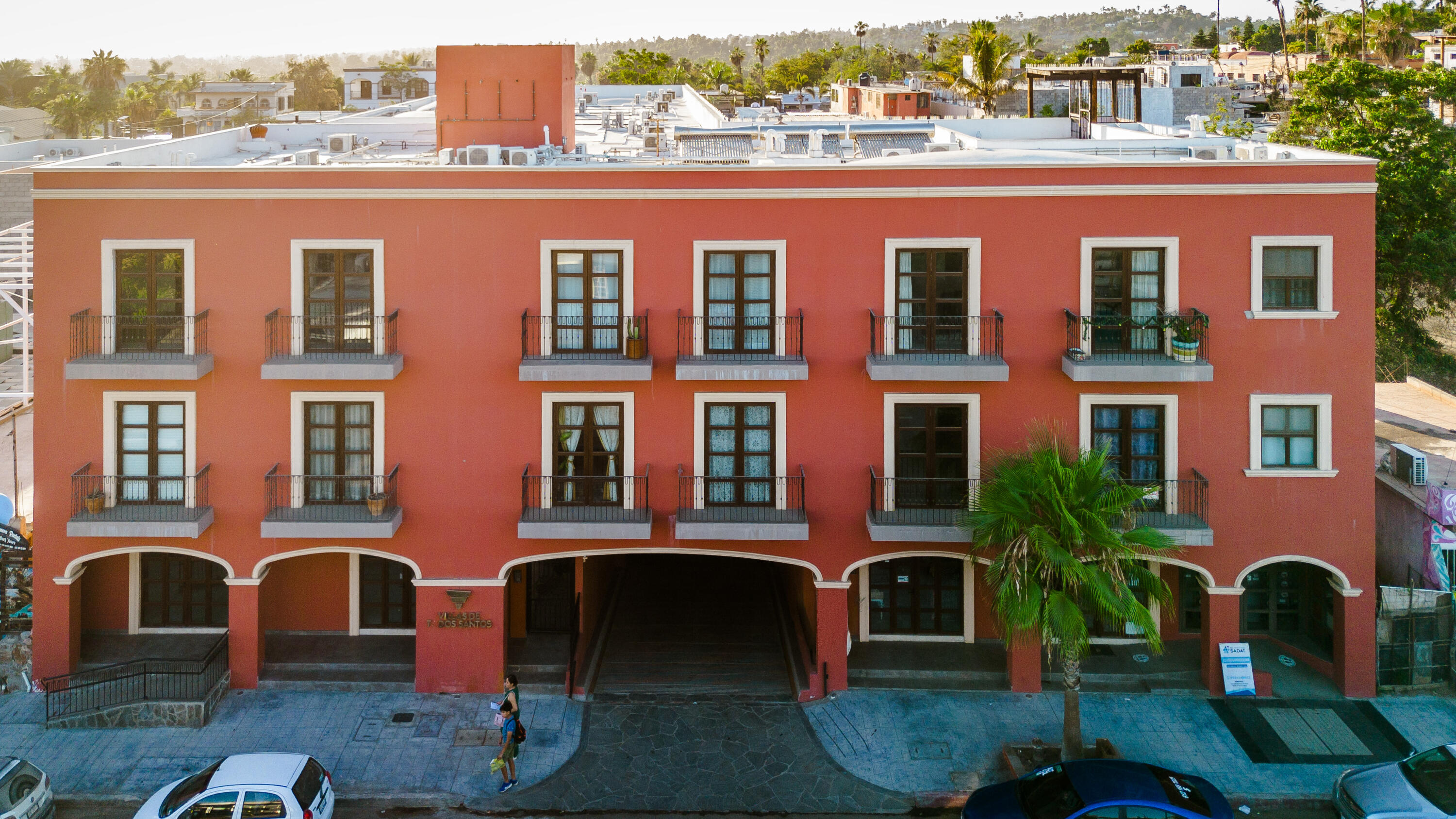 Heroico Colegio Militar, Villas de Todos Santos 210