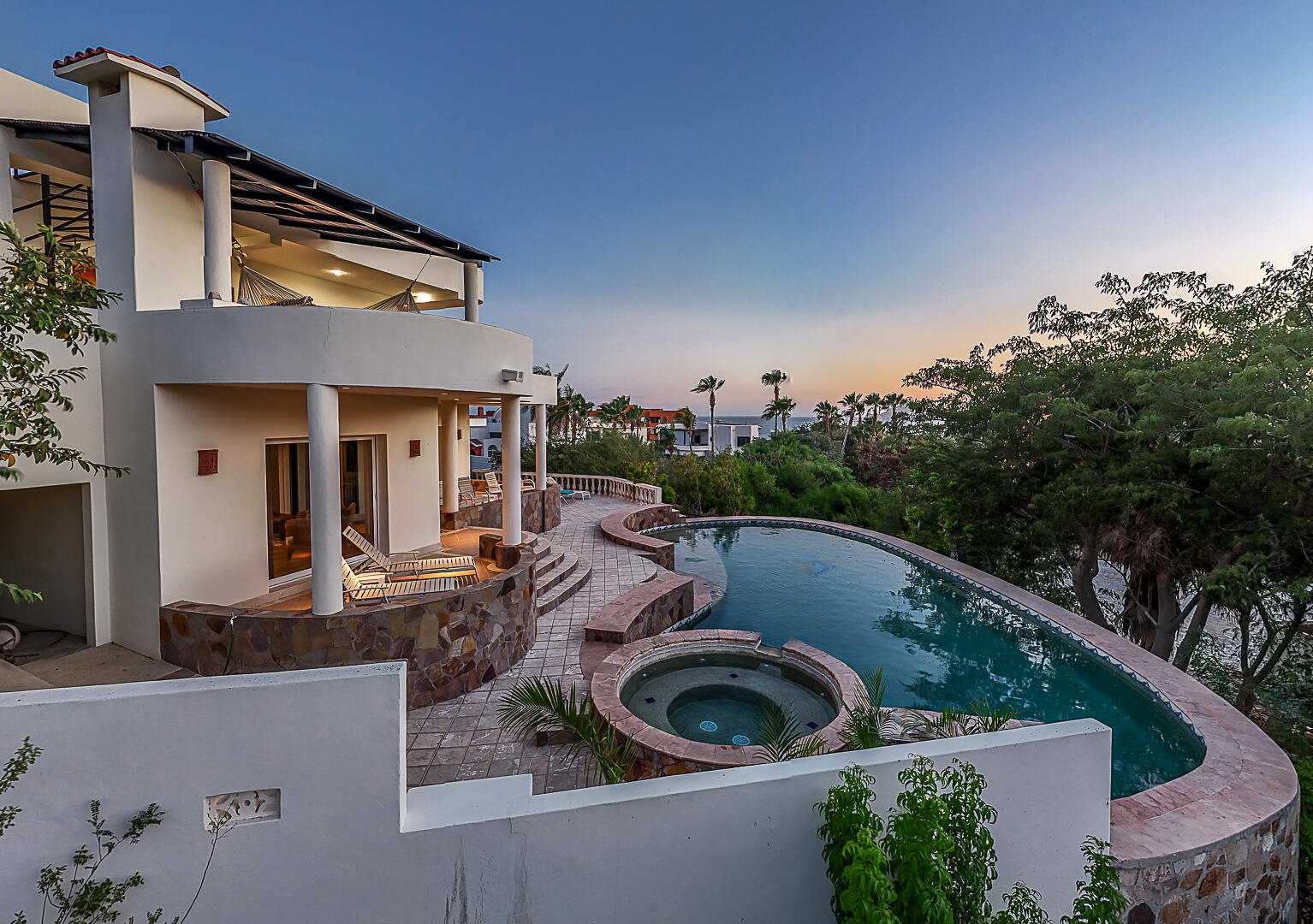 CASA SEA BREEZE