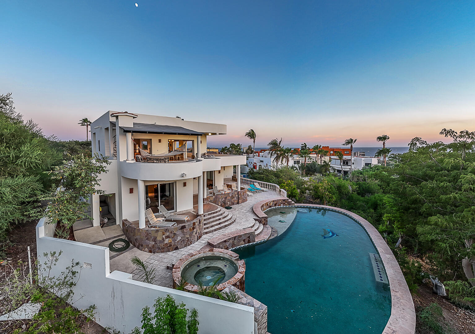 CASA SEA BREEZE