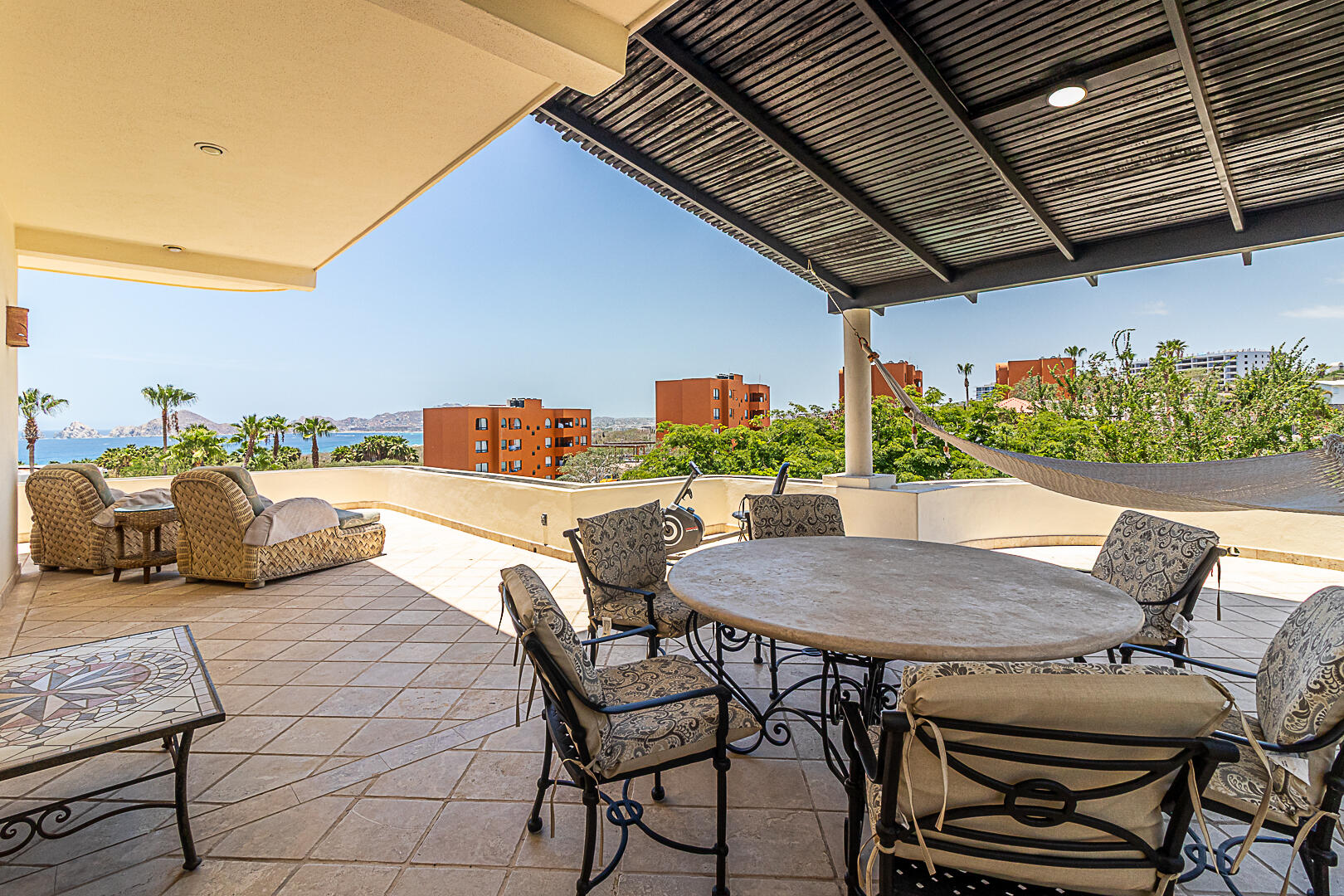 CASA SEA BREEZE