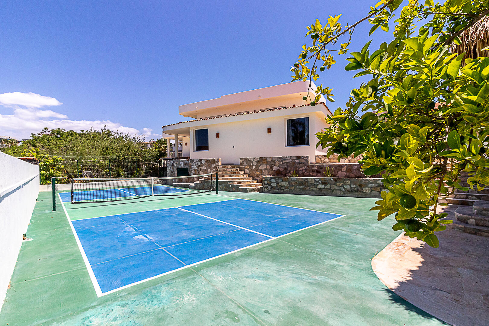 CASA SEA BREEZE