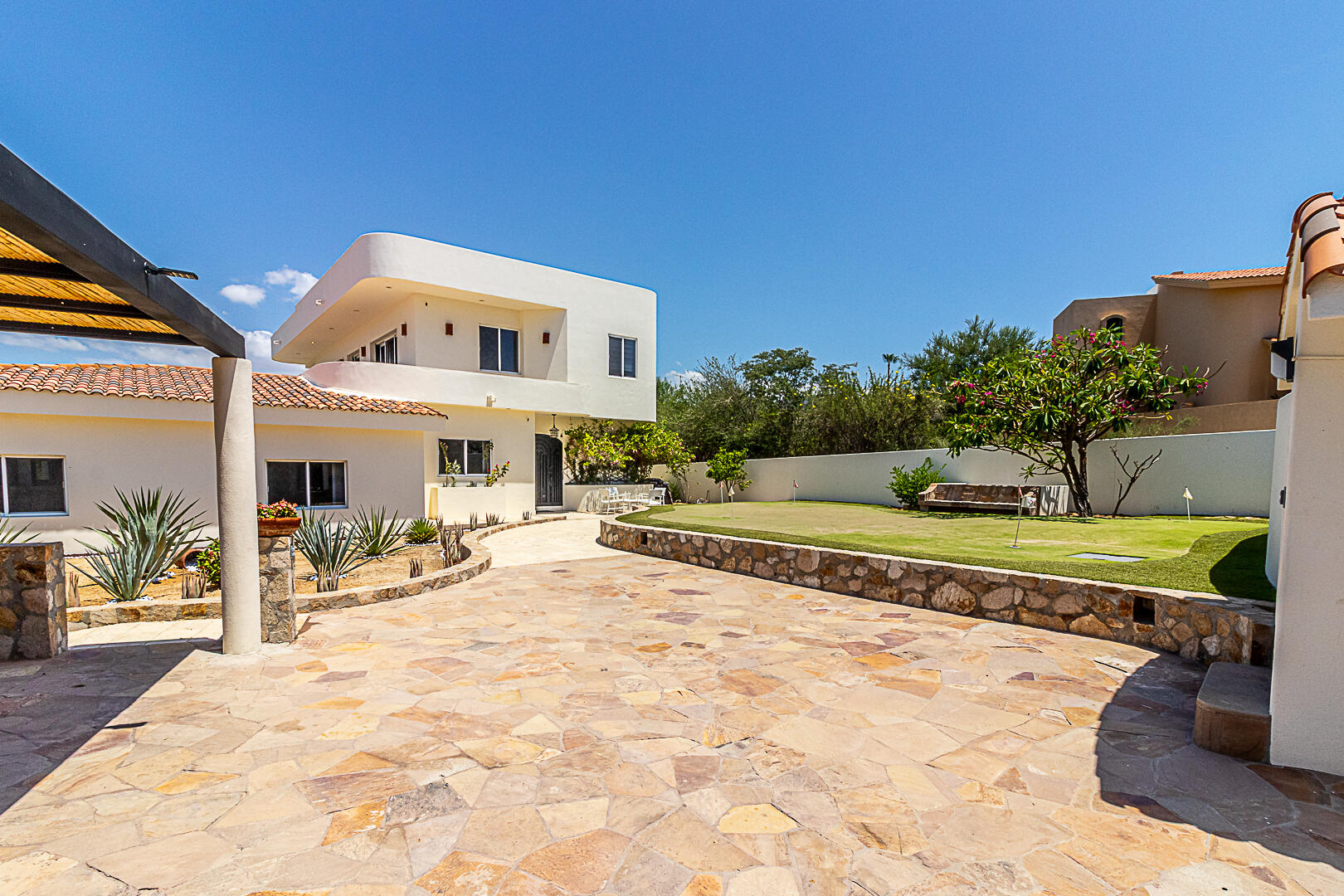 CASA SEA BREEZE