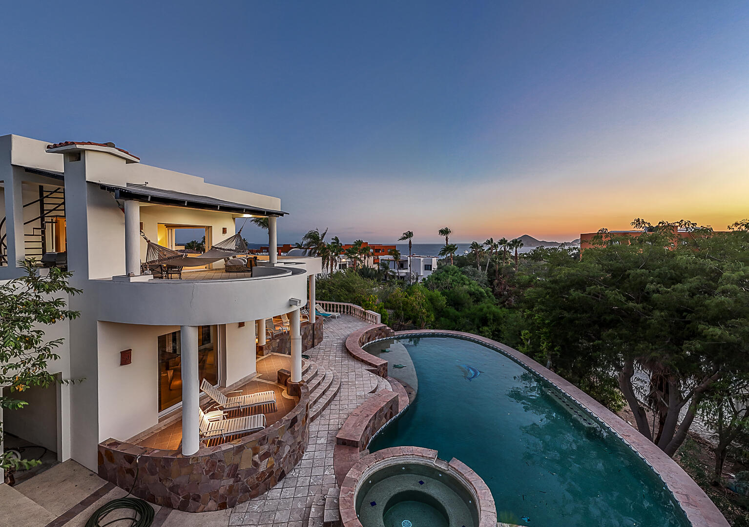 CASA SEA BREEZE