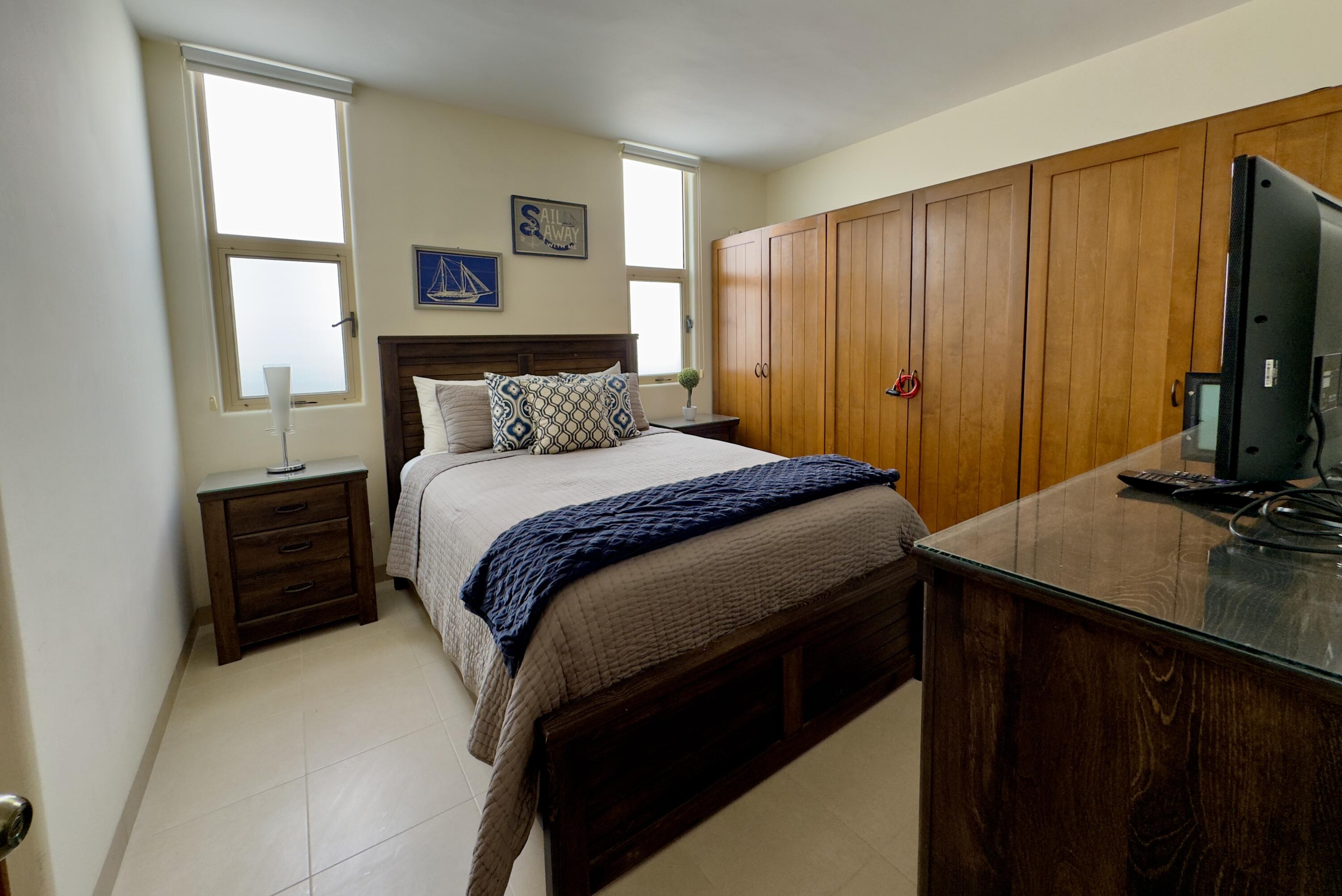 1532 ALBATROS, CONDO