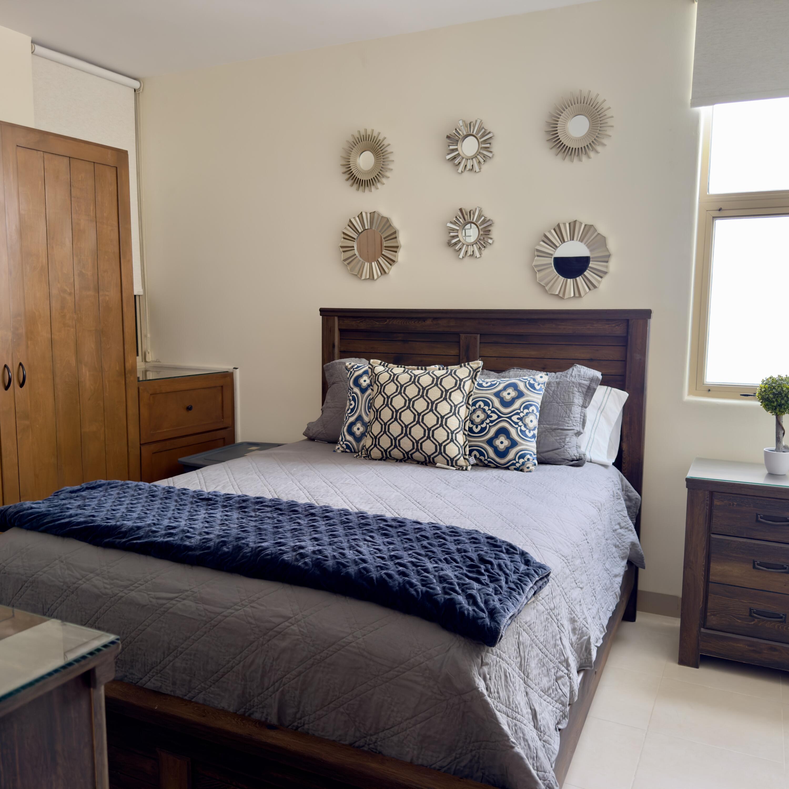 1532 ALBATROS, CONDO