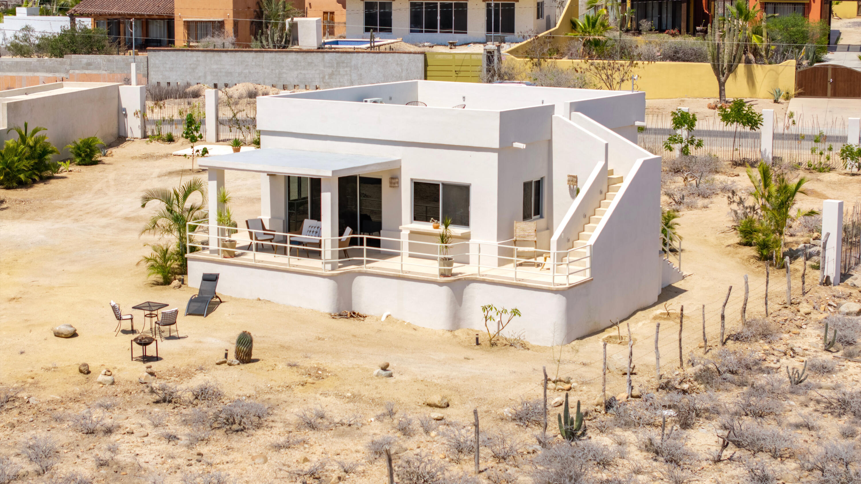 Casa Lara, Todos Santos