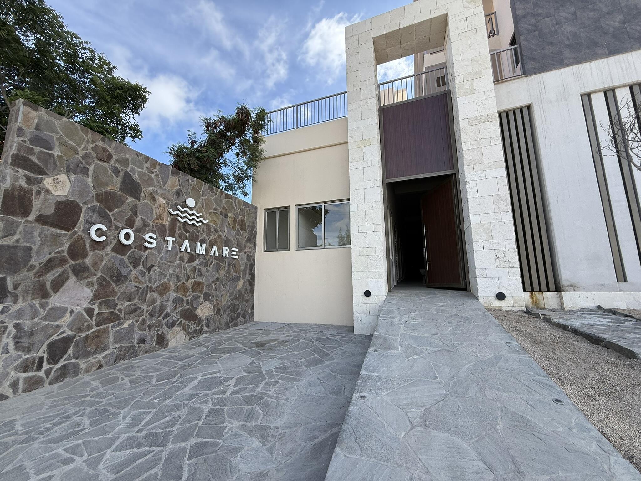 Costamare 1102