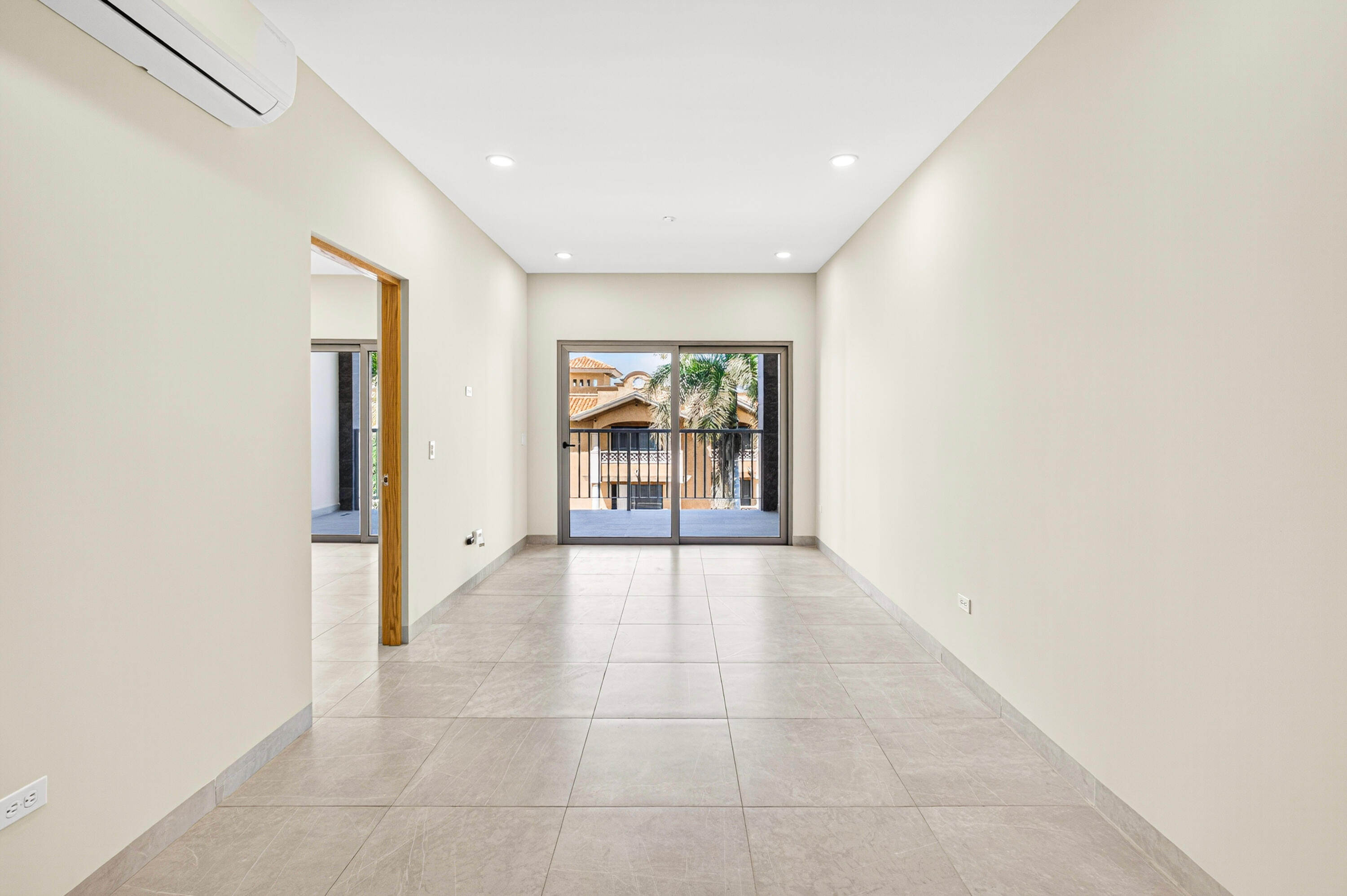 Costa Mare, Condo 1203