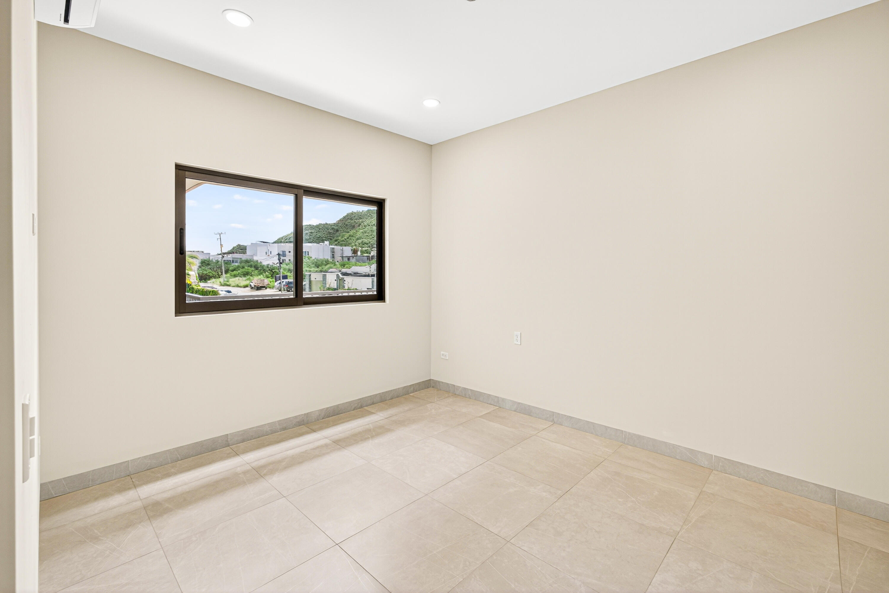 Via de Lerry, Costa Mare Completed 1203