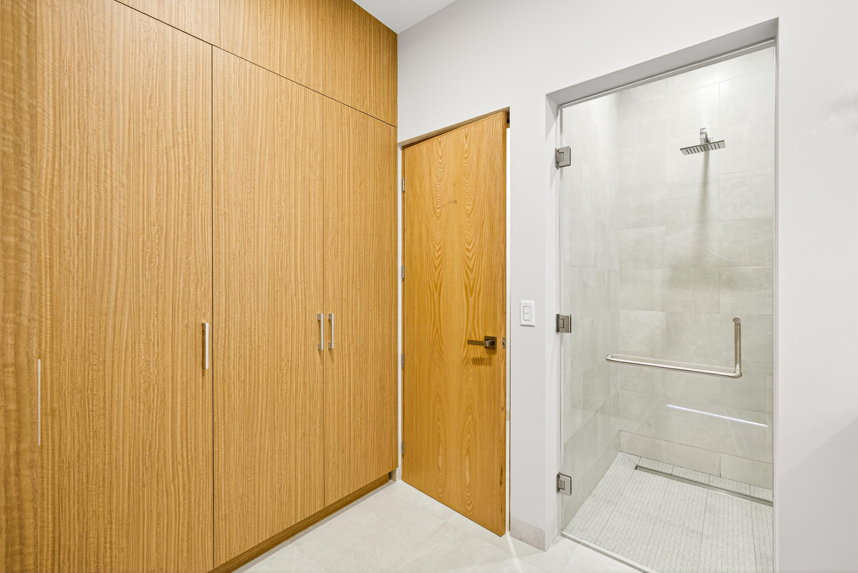 Costa Mare, Condo 1203