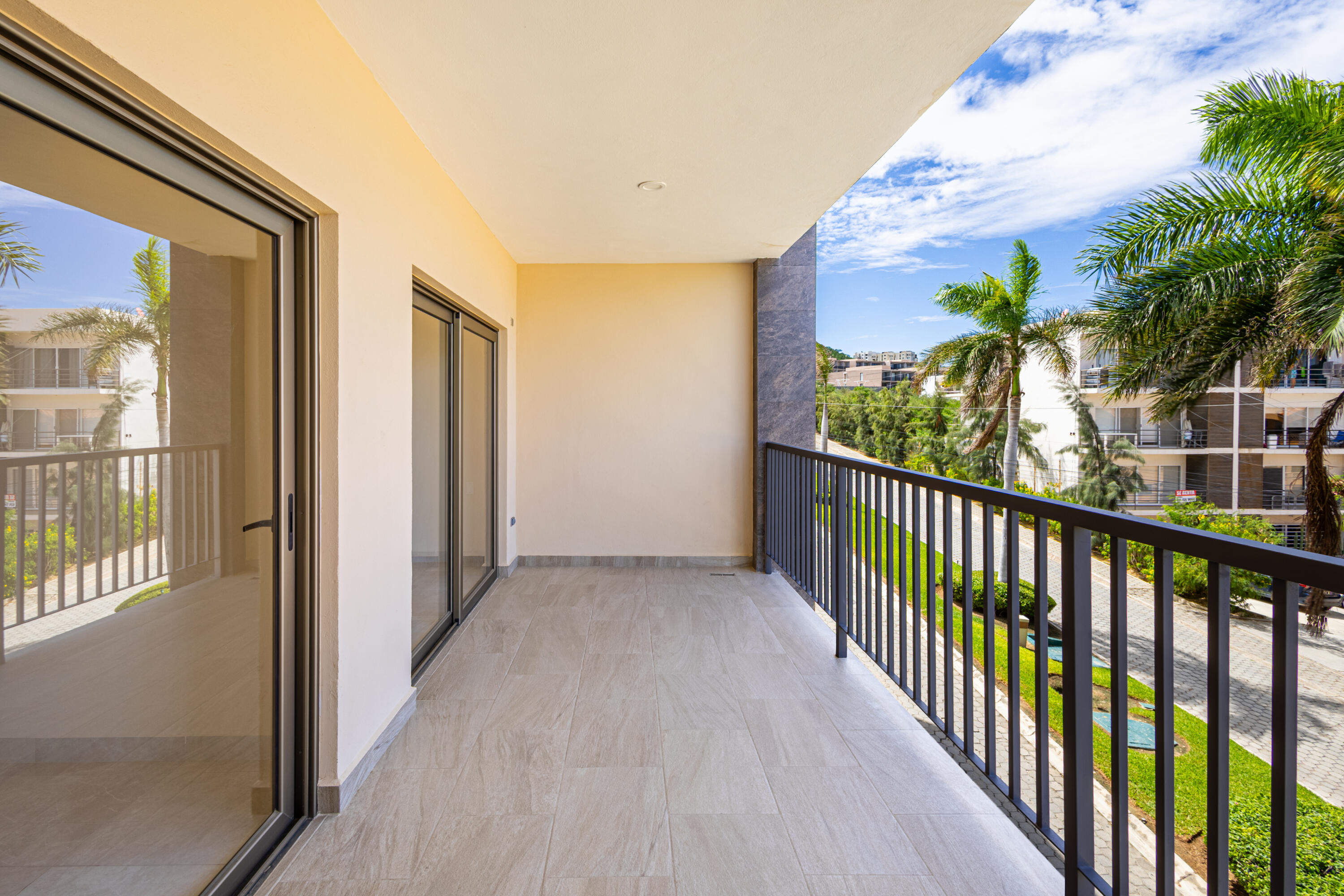 Costa Mare, Condo 1203