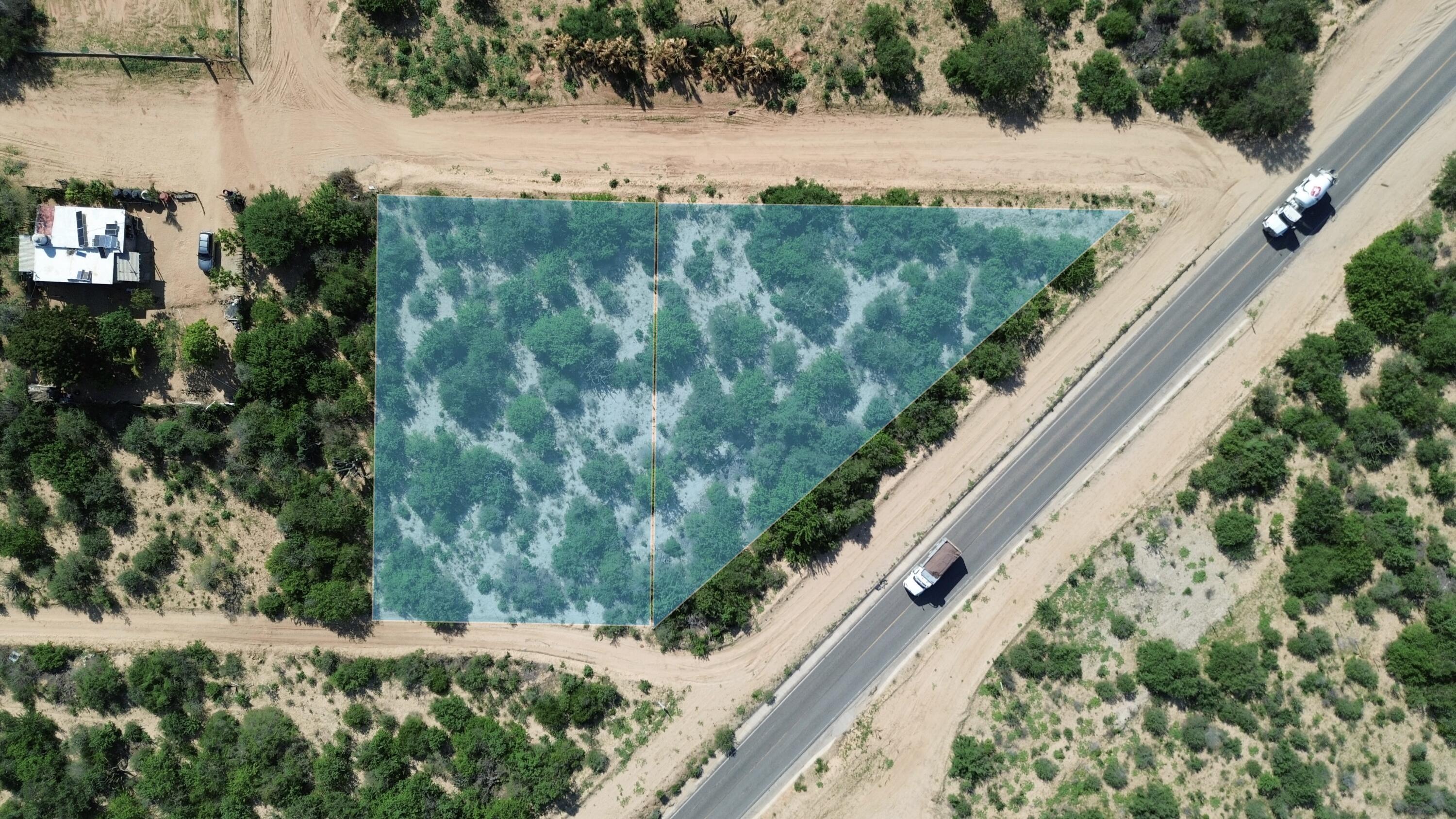 Camino Cabo del Este, Prime Highway Frontage
